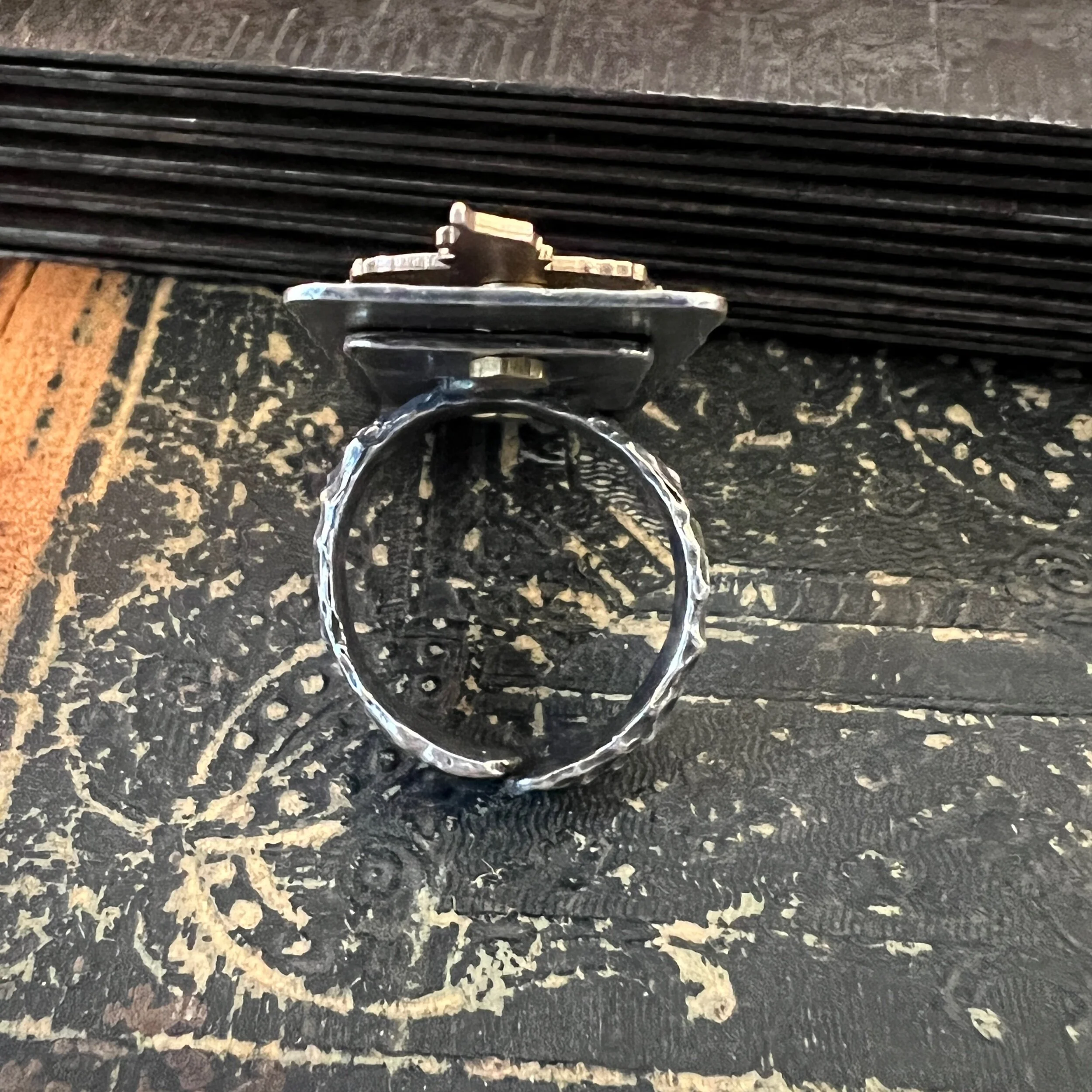 3E918A21-8E6E-45AF-966D-52F46E28501C