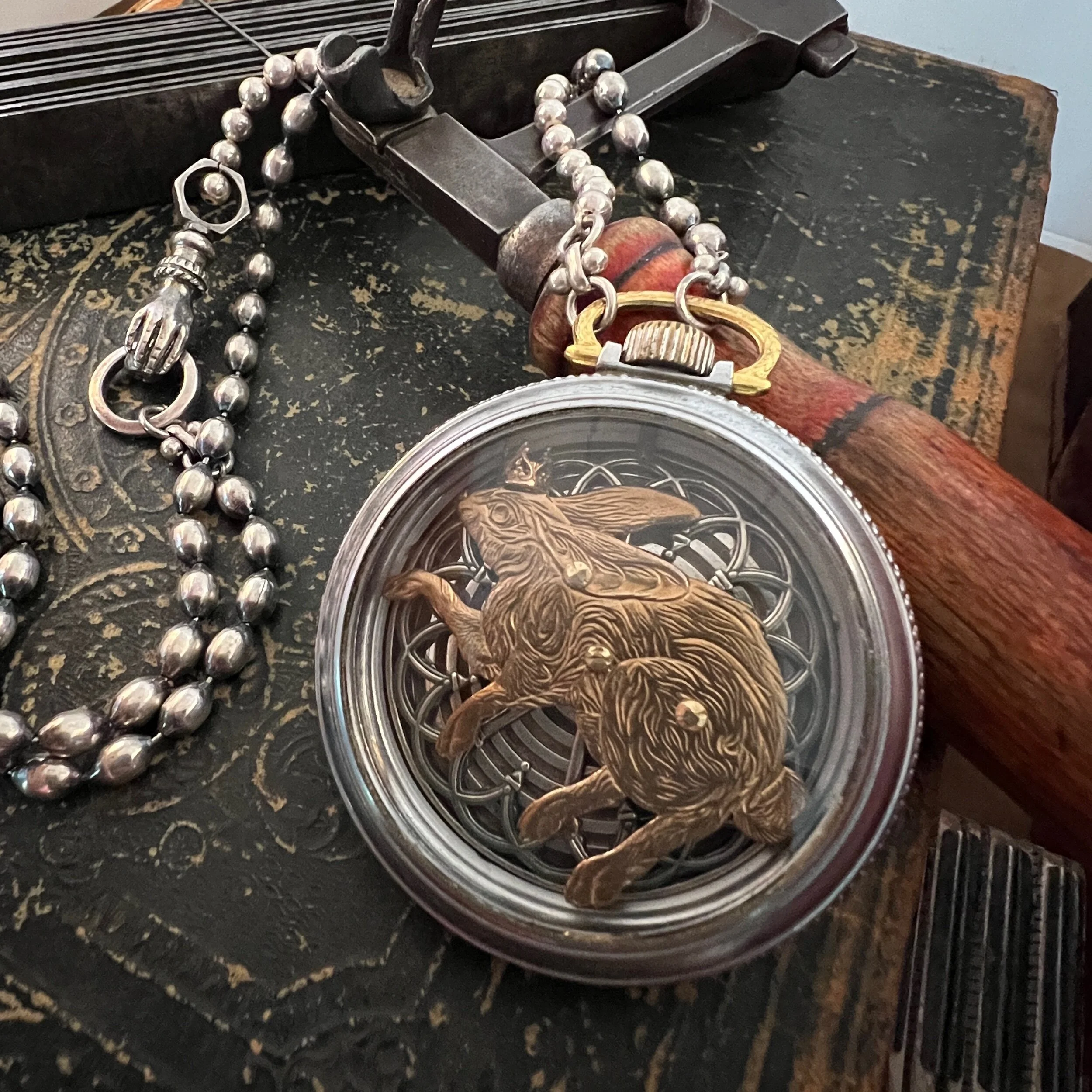 7208BD00-DC9C-456C-BFE4-AC97676A4EF1