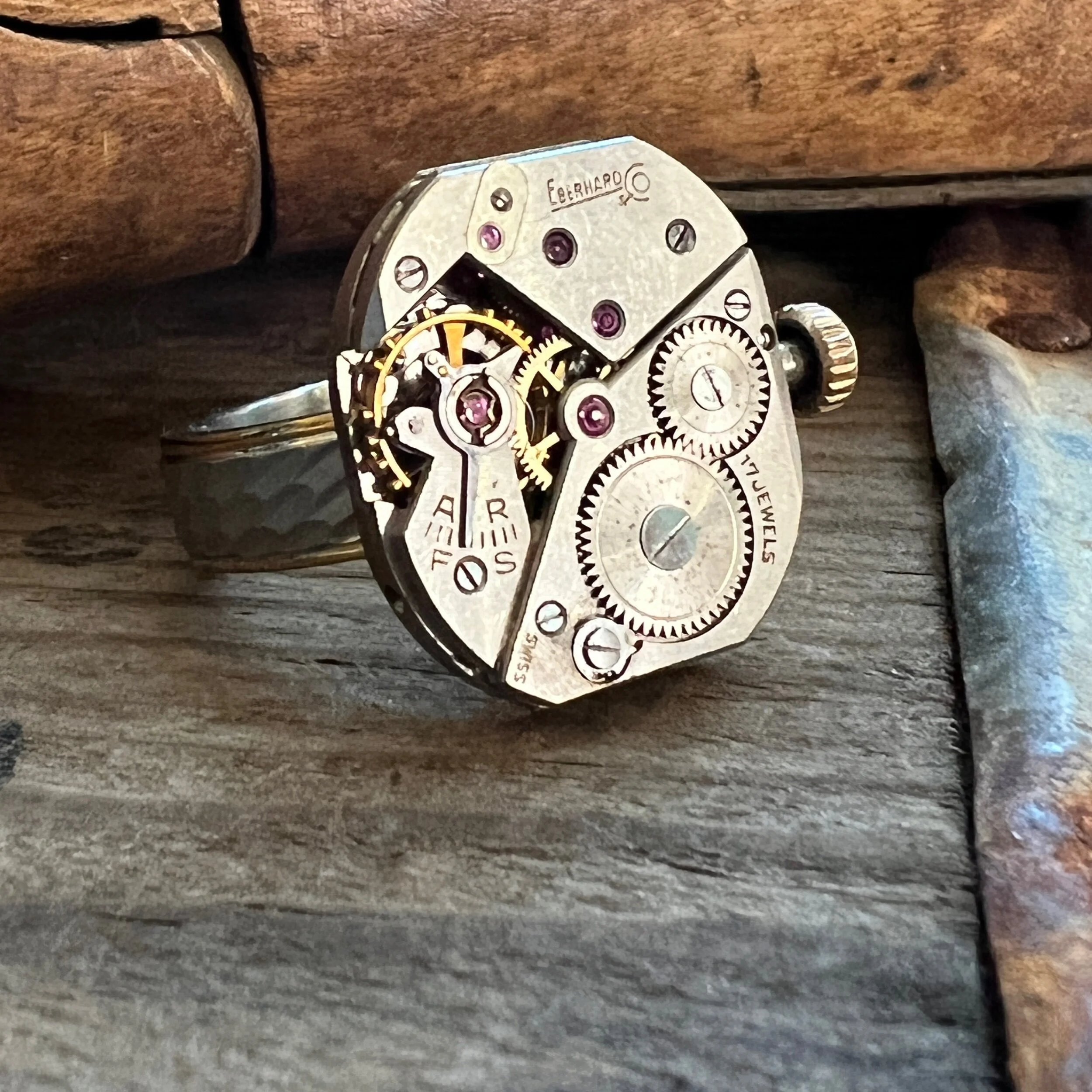 320E5027-AE0C-4B06-BE4E-4288732F31D3