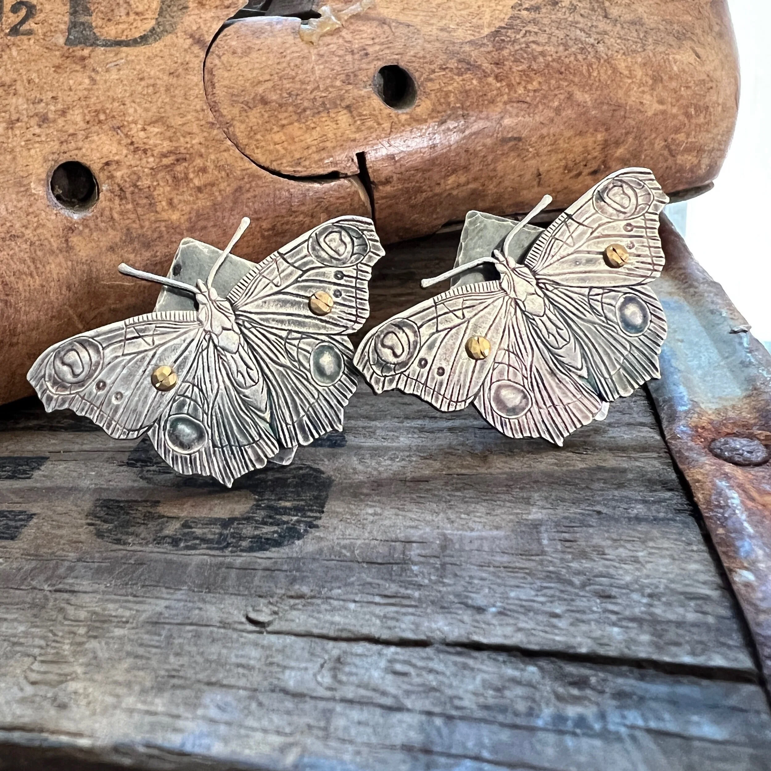 01F9E421-4C63-4A32-917F-095379091F36