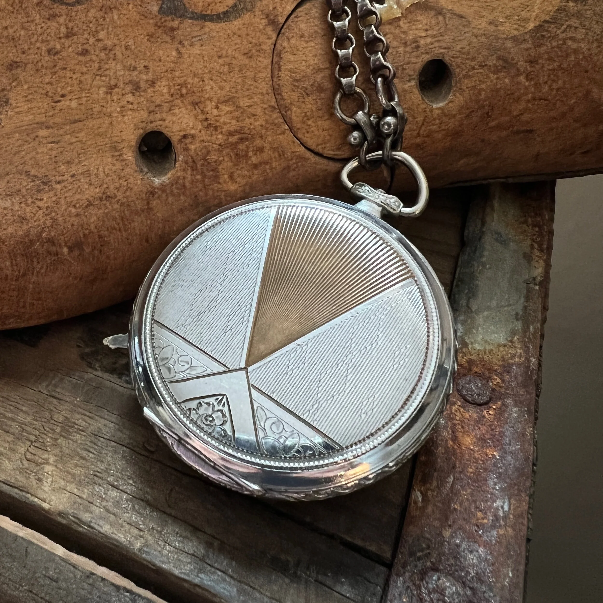 D671965E-4D28-4E6D-9012-45660CE796B8