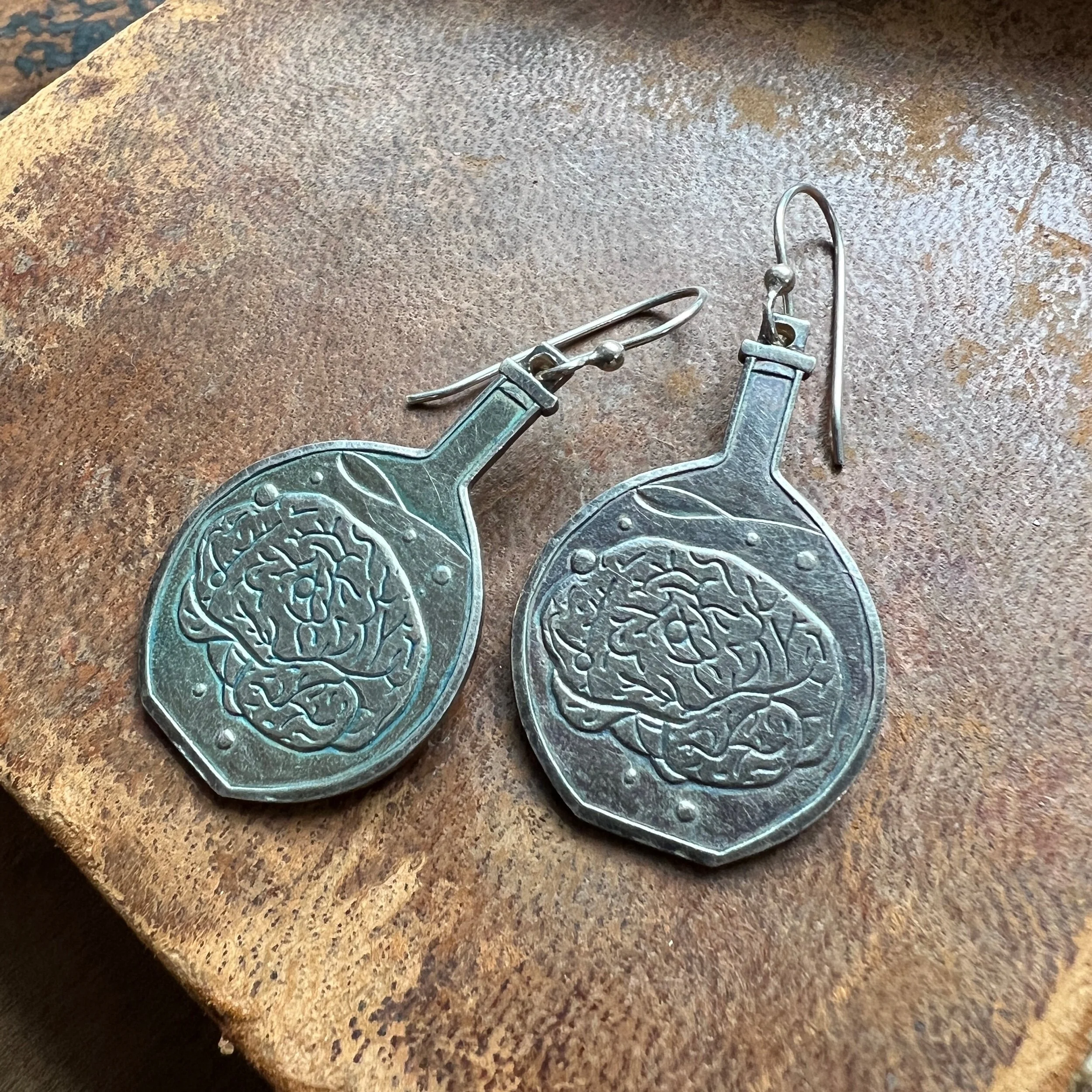 BAF0415B-0E1C-41E3-A48C-63BA256E4FF0