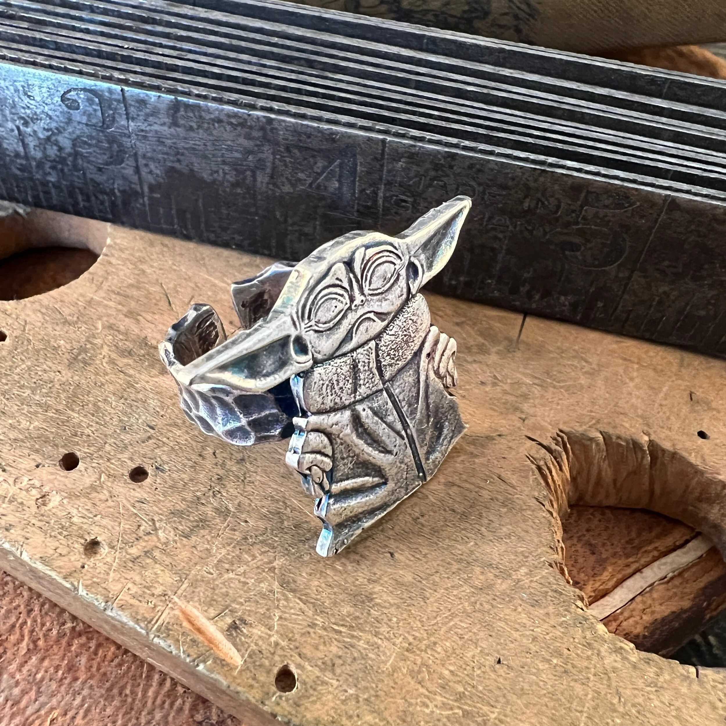 8C0B7411-144E-443F-B087-07165E6C1AF7