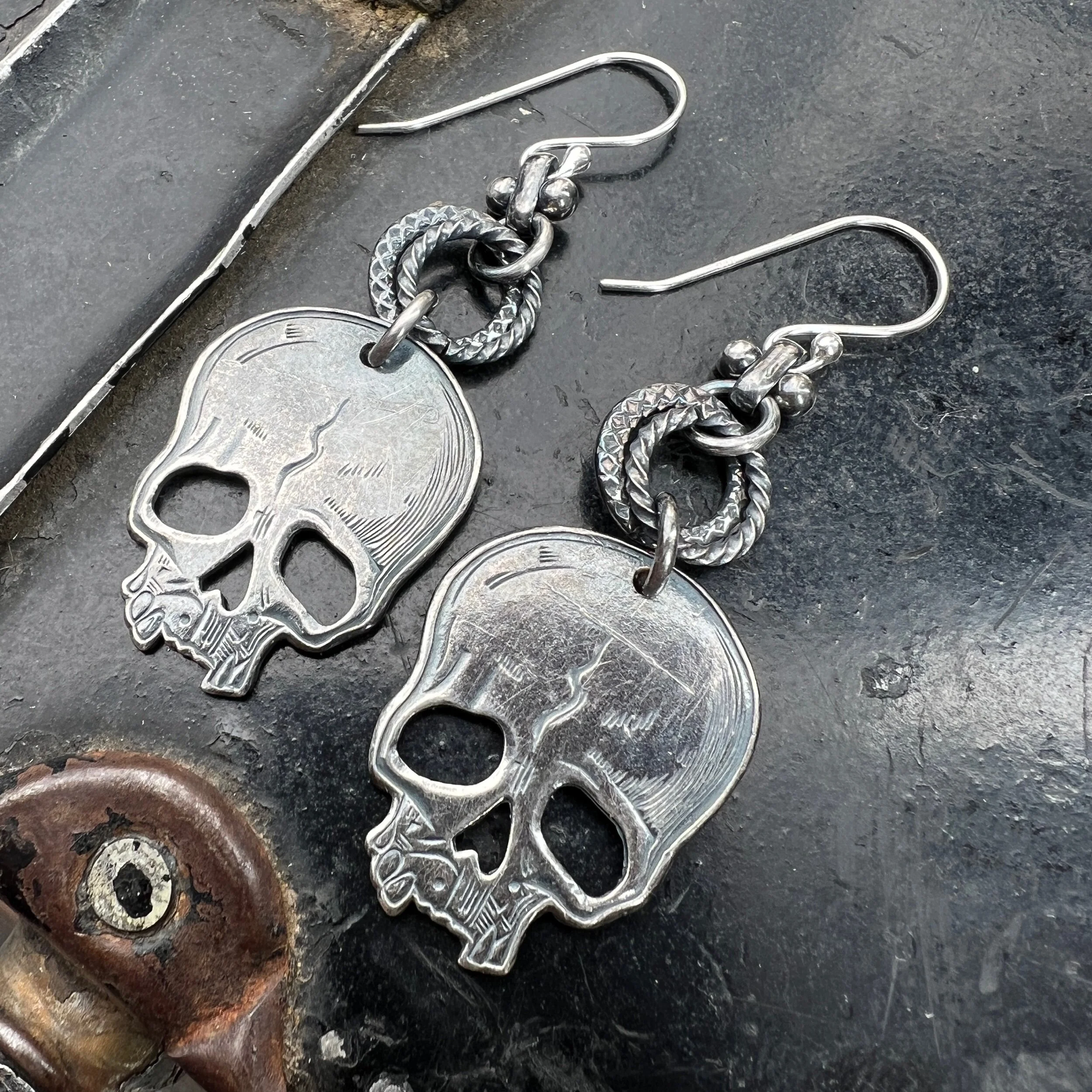 D7498DBB-1DAD-4997-8646-FE81BA4E276D