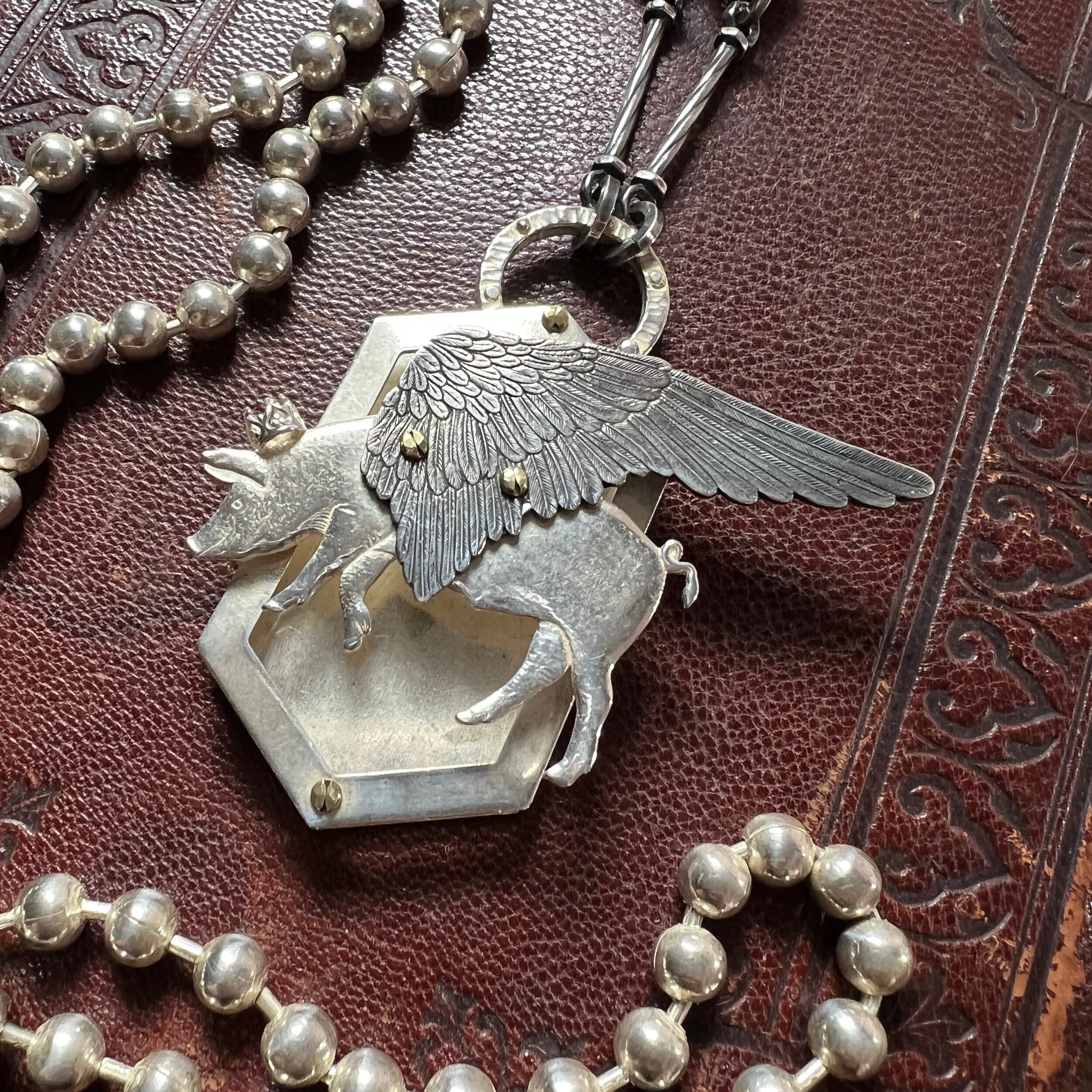 F2460A87-68EF-400C-AF7C-E916B5A38F71