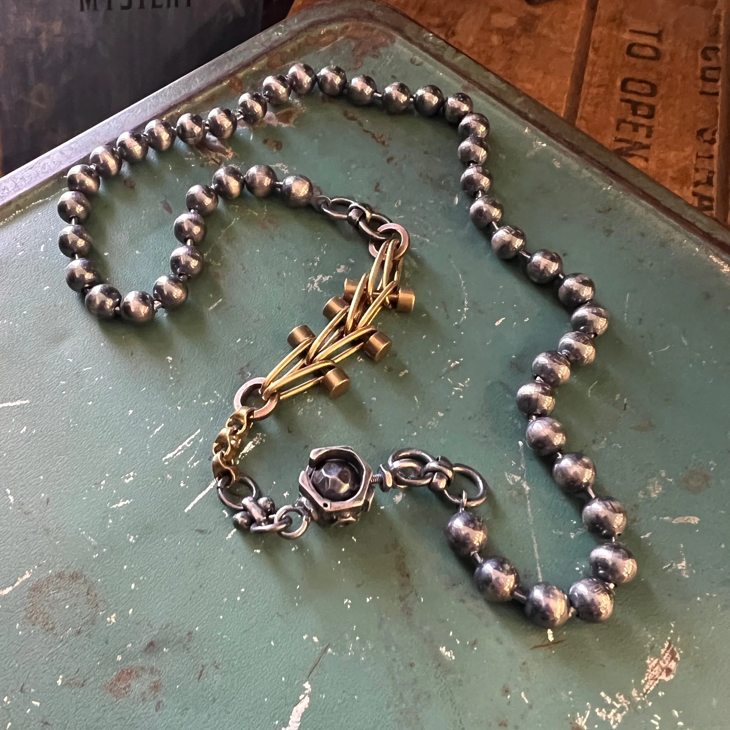 FA201B71-1CC6-4631-81A3-2D192D1704FA