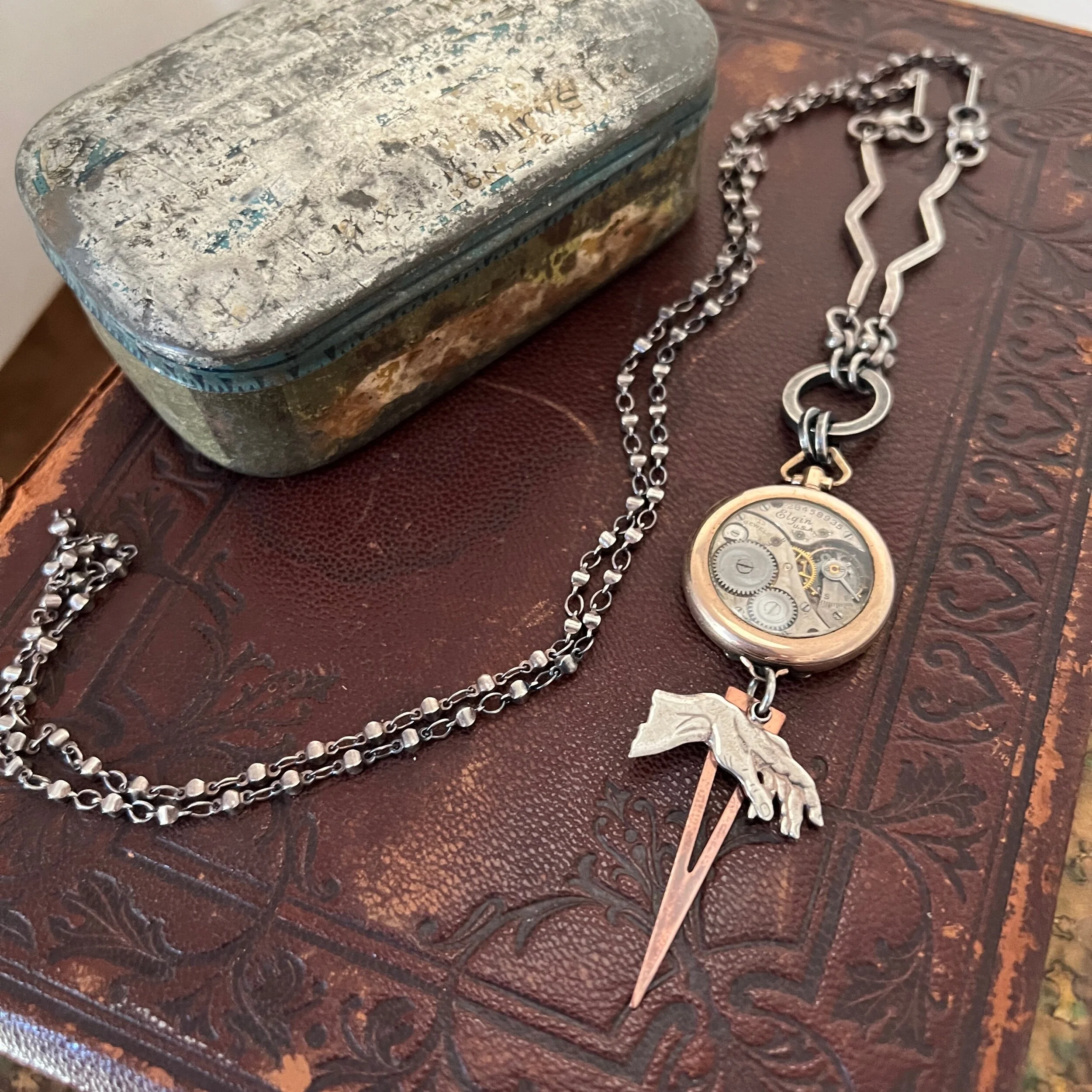 399799D7-2F36-424C-8BD8-48DAA988618F