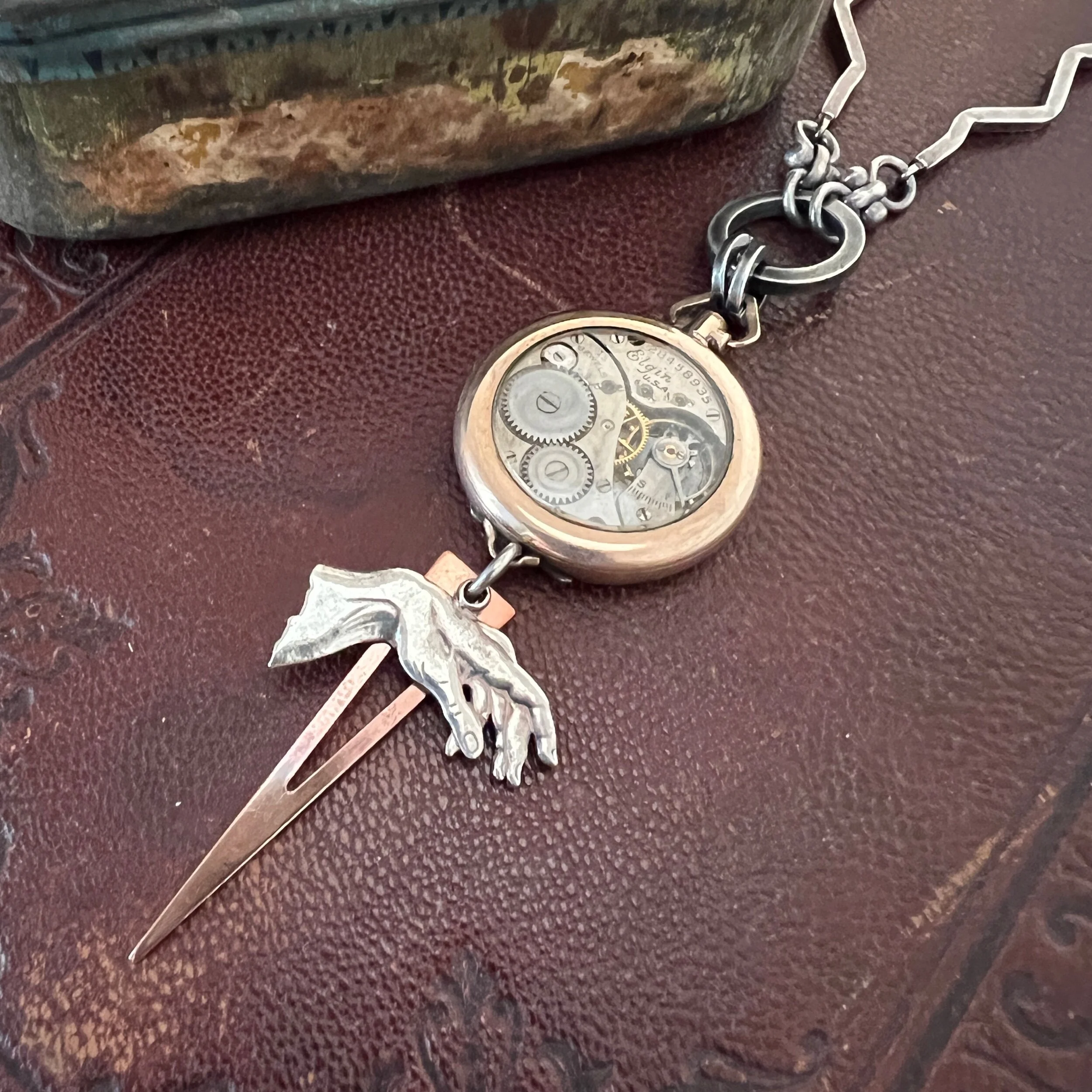 7DD320DE-B514-4CBE-A9C5-68B3EB4DF8C2