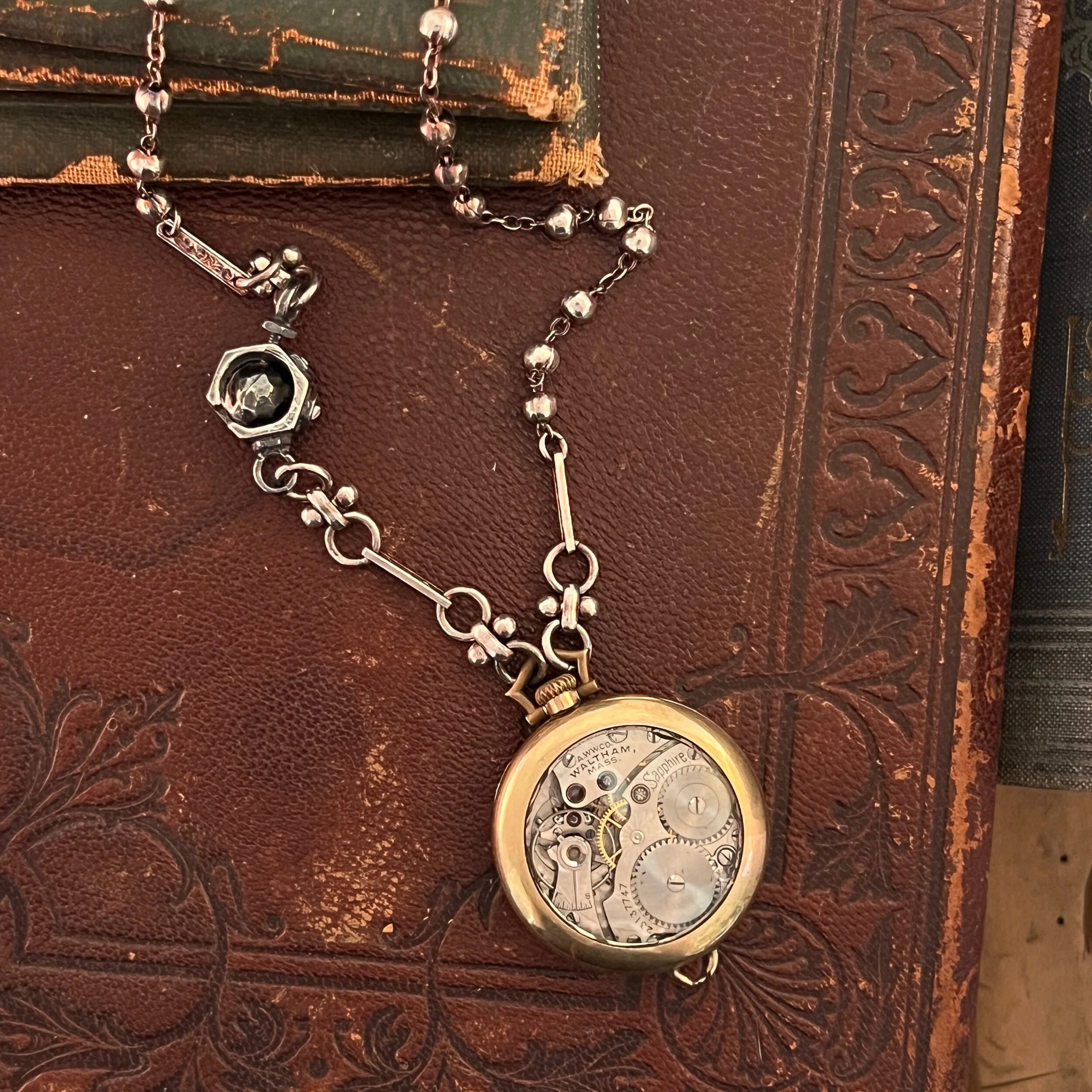 EBACFDB7-9668-407E-A8DB-8A829B408128