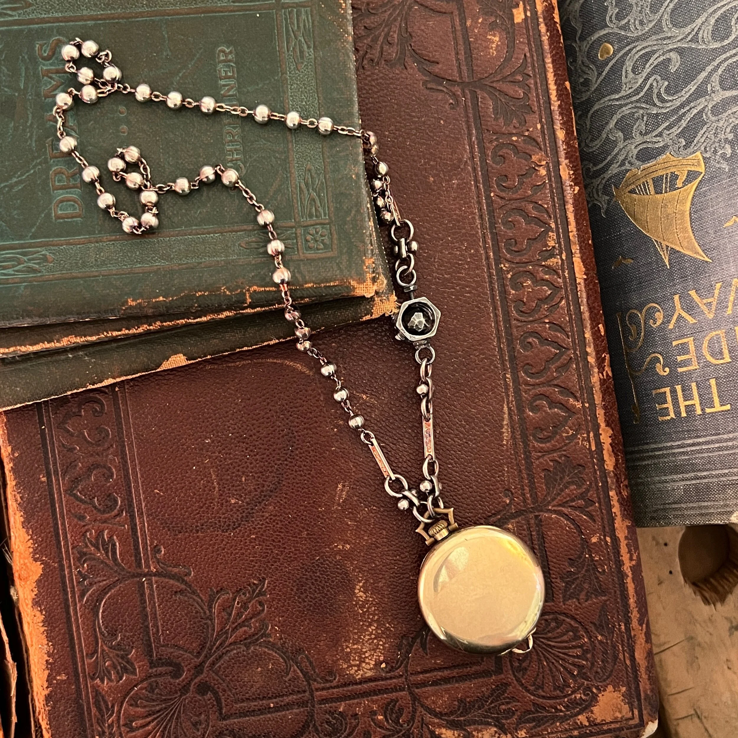 4ACD3E2D-B7EF-4067-A576-16B3259AB84F