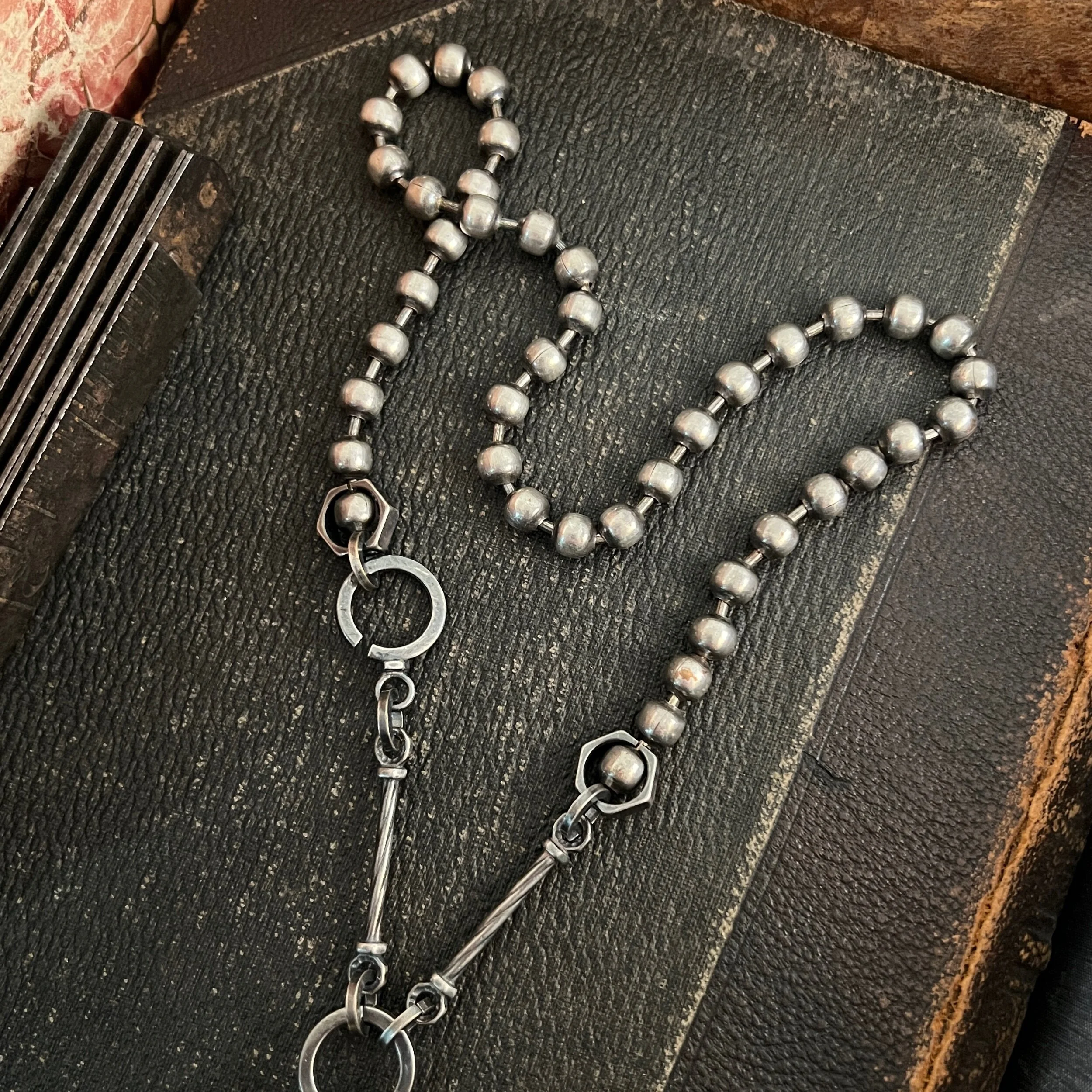 B76A3665-B5F5-49C7-81F1-E8C5DEF94BA6