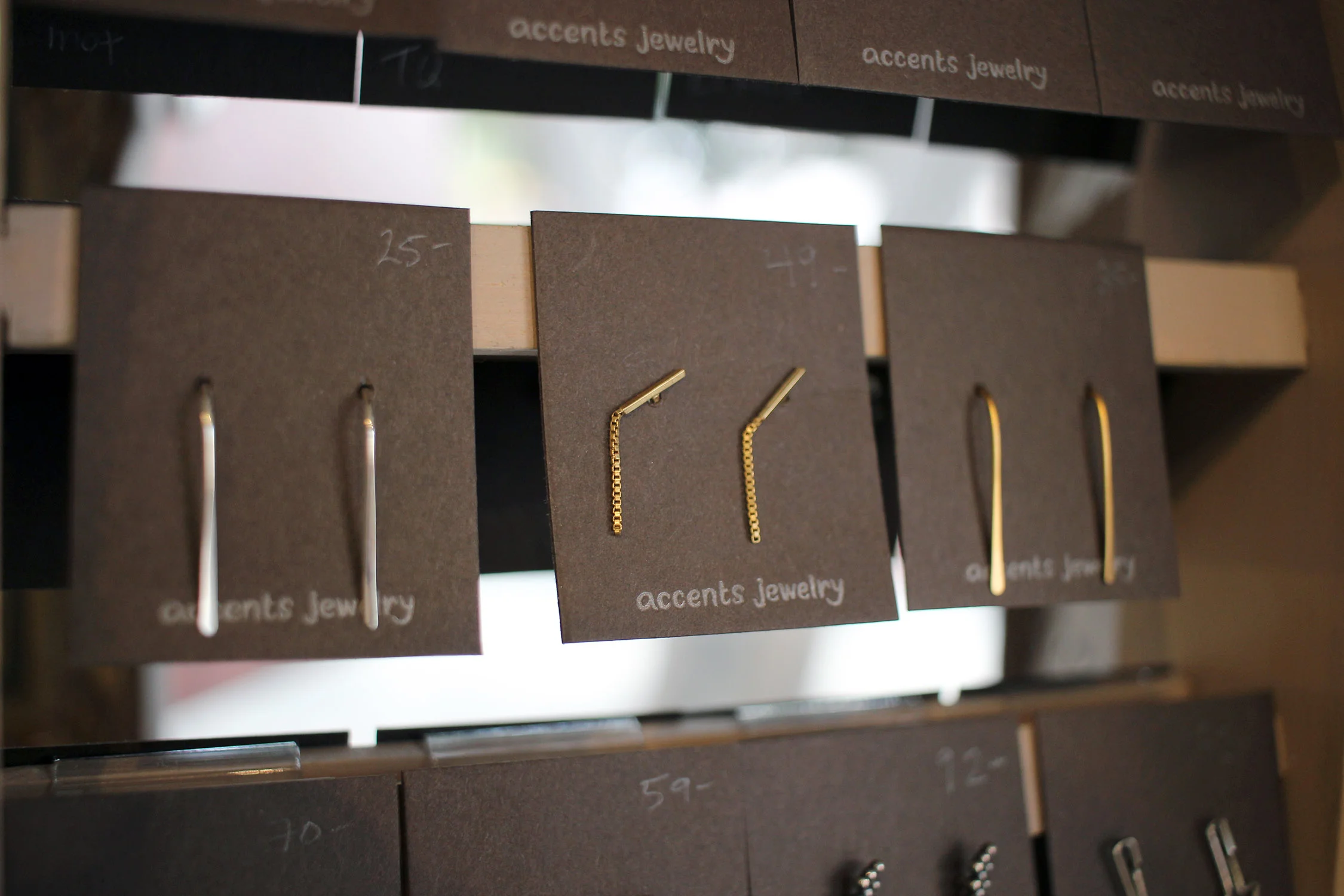 branding & earring cards for accents jewelry