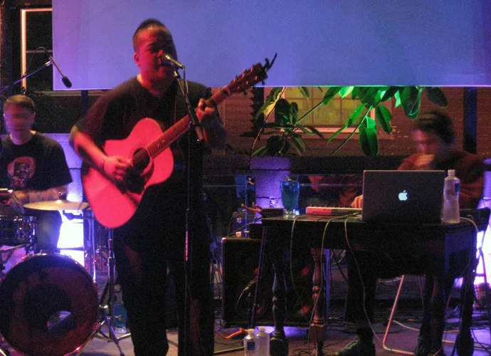 live05.jpg