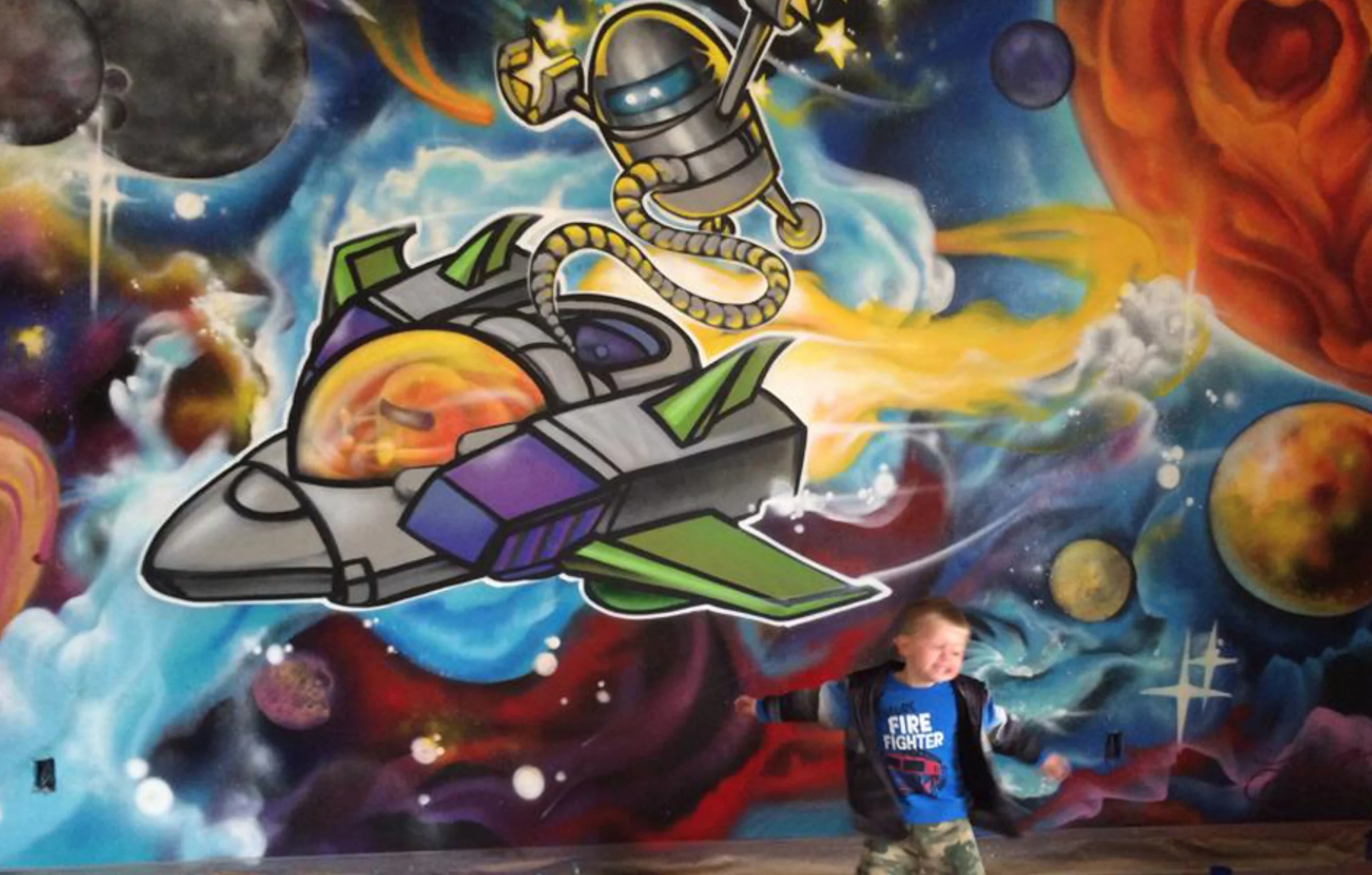 Mynas_Canslayer_Productions_940x600_Space room.jpg