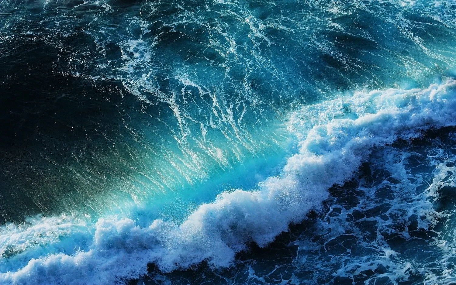 Storm-Surge-Wallpaper-Picture.jpg