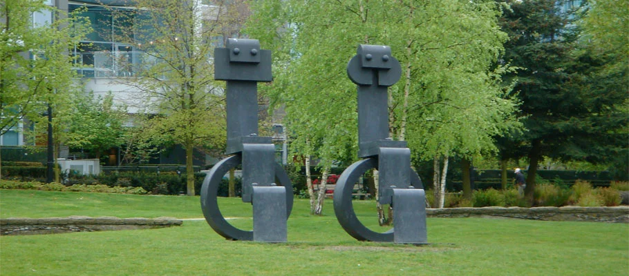 Sorel Etrog (Canada) The King and Queen - Painted Steel - Vancouver International Sculpture Biennale - Harbour Green Park, Vancouver, BC, Canada 