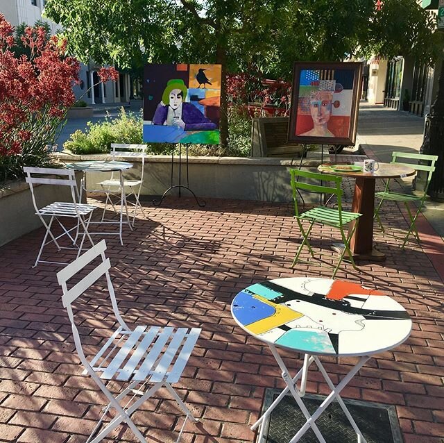 We switched up our panting outside today :) come check them out at Picassos Deli Downtown! If you would like to place an order for delivery or pickup visit our website at www.picassosdeli.com or give us a call at 209.491.4840!
#modestocalifornia #mod