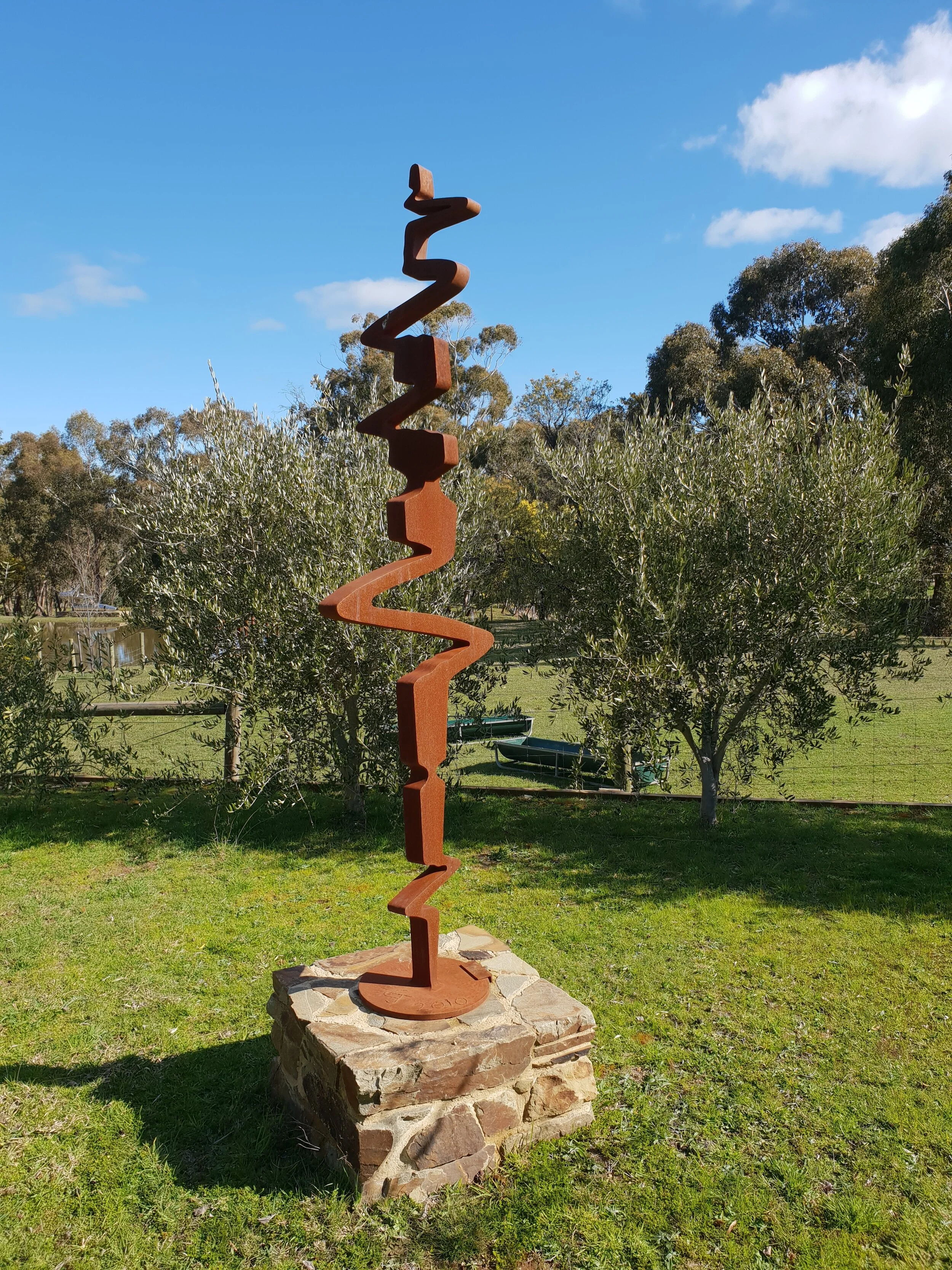 Lightning figure 2010 Corten steel 240 x 36 x 34 cm. 45,000 (1 of 3)