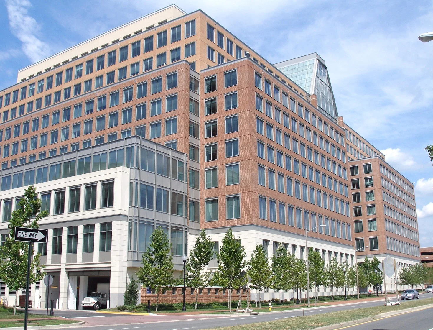 USPTO Reduces Trademark Application and Renewal Fees