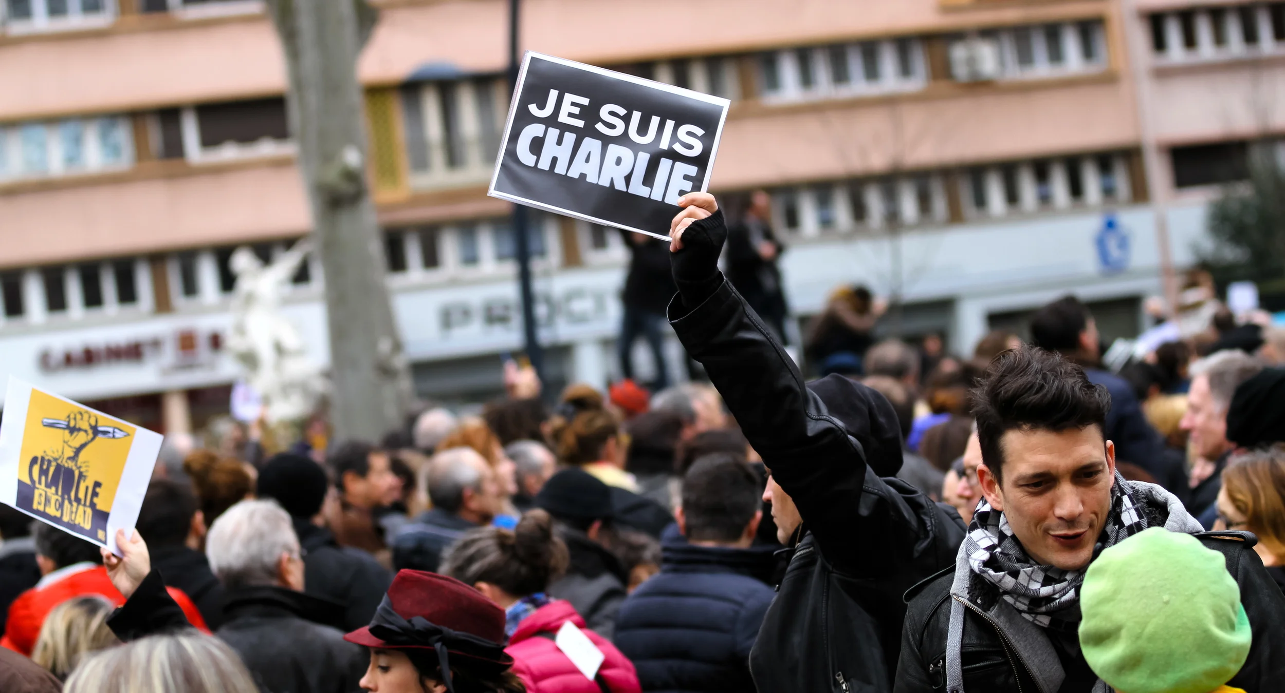 Je Suis Unregistrable