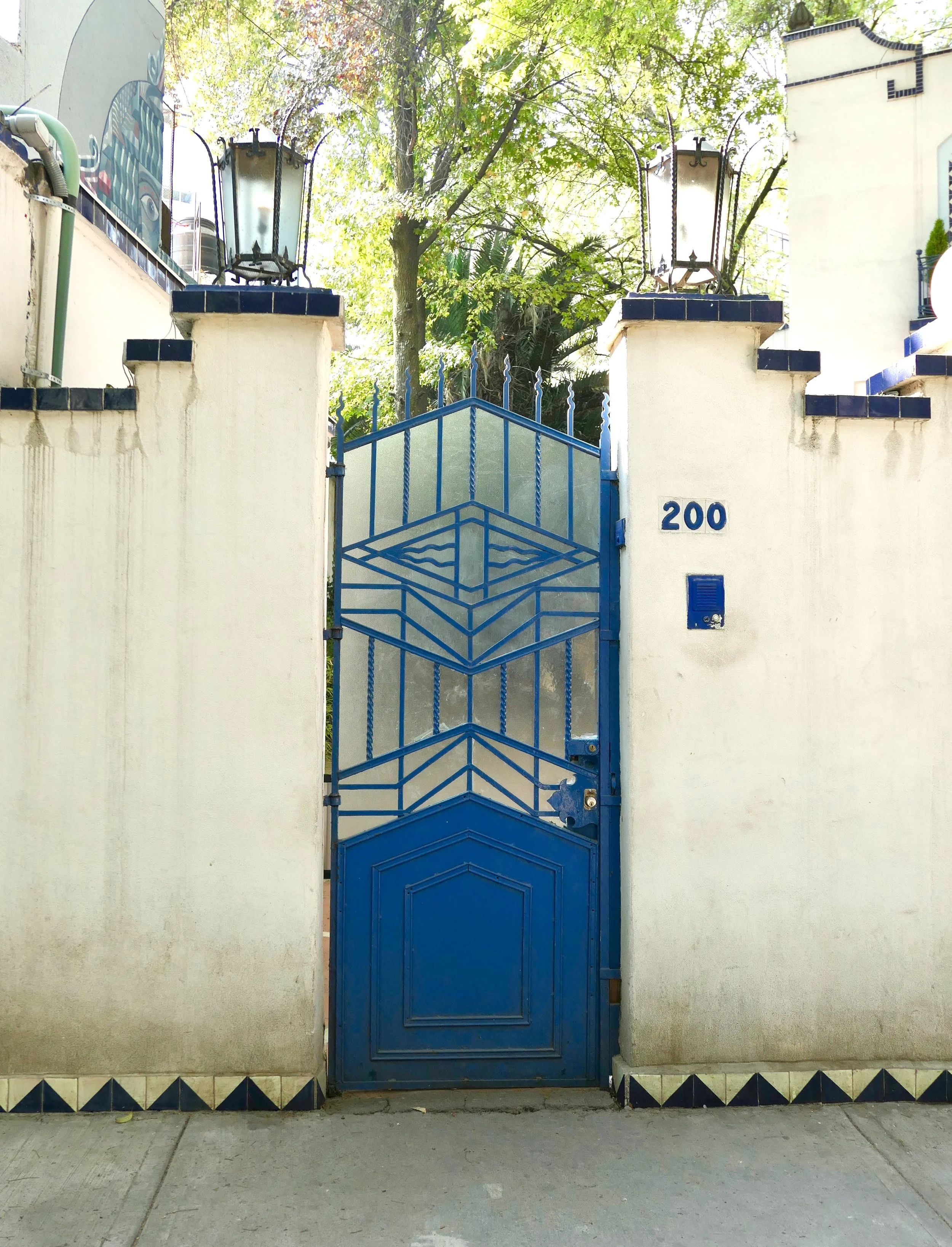 The deco architecture is amazing! 