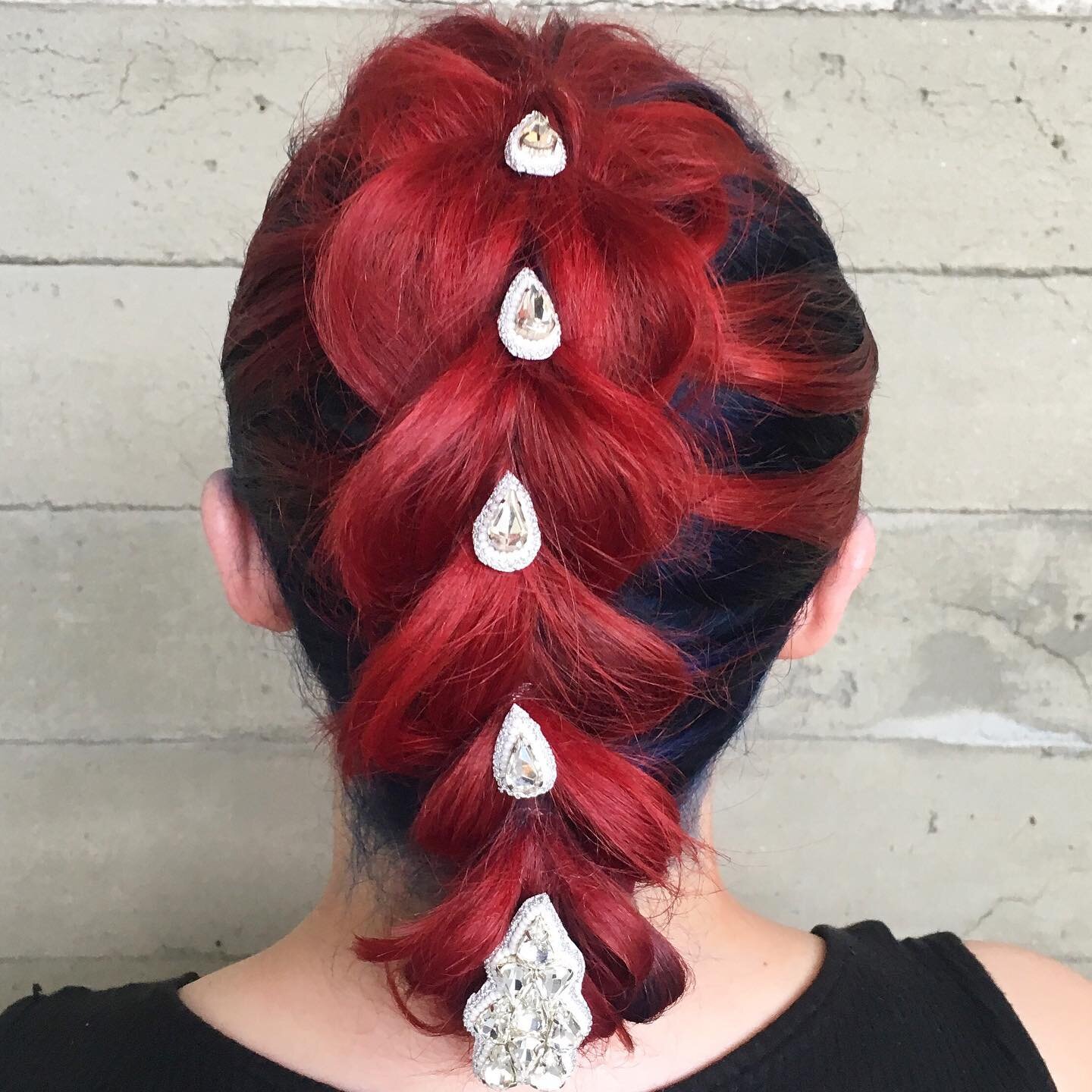 #btconeshot2020_specialeventstyling #btconeshot2020_reds @oneshothairawards @behindthechair_com