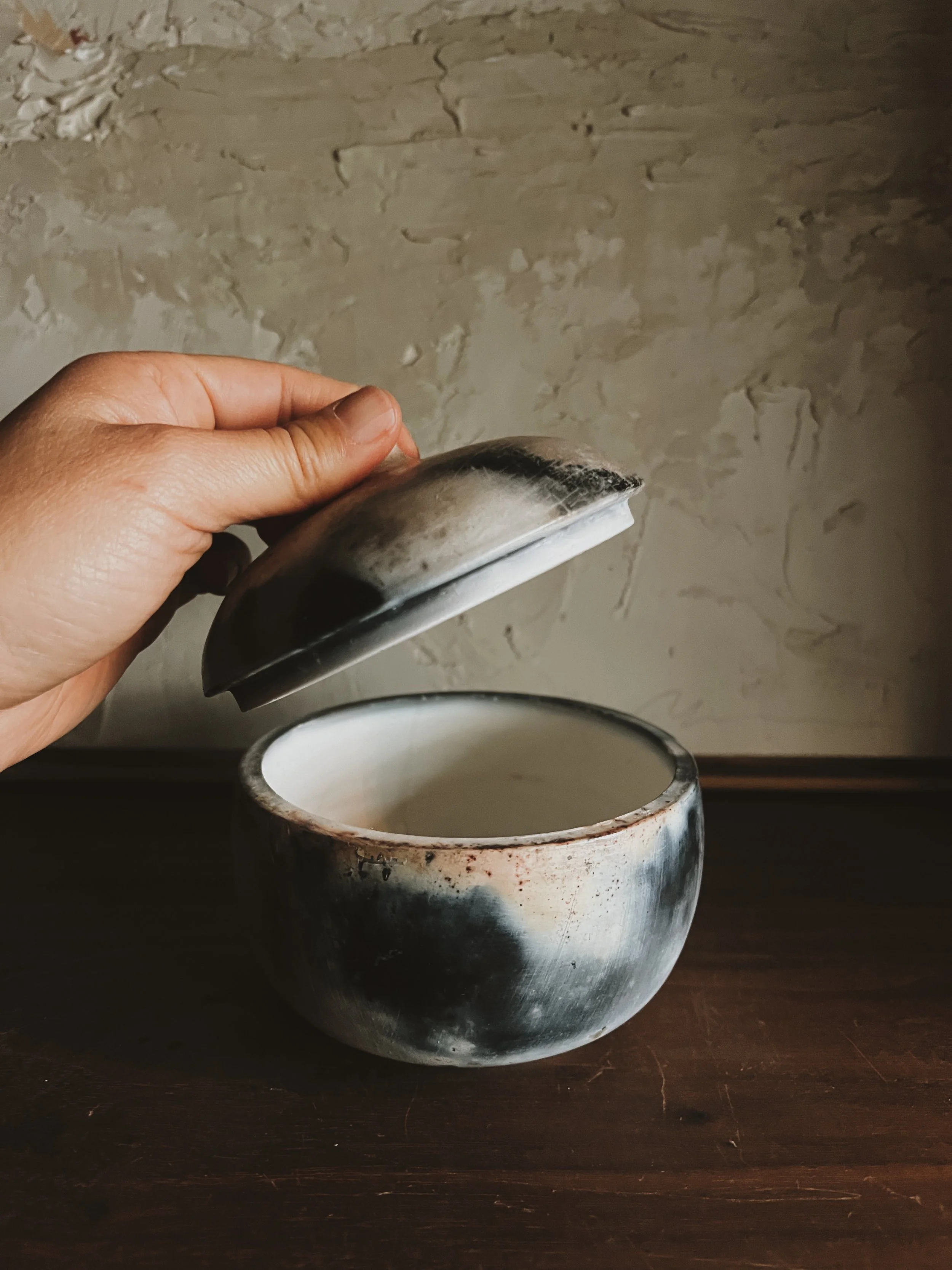 Pit Fire lidded 4.2.JPG