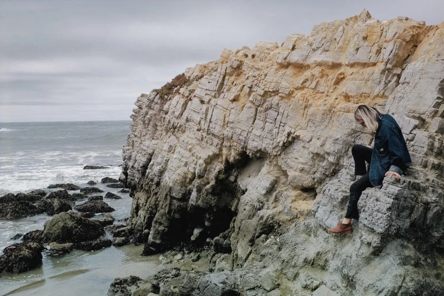 Photo by Anastasiia Sapon, color edit by Samlee