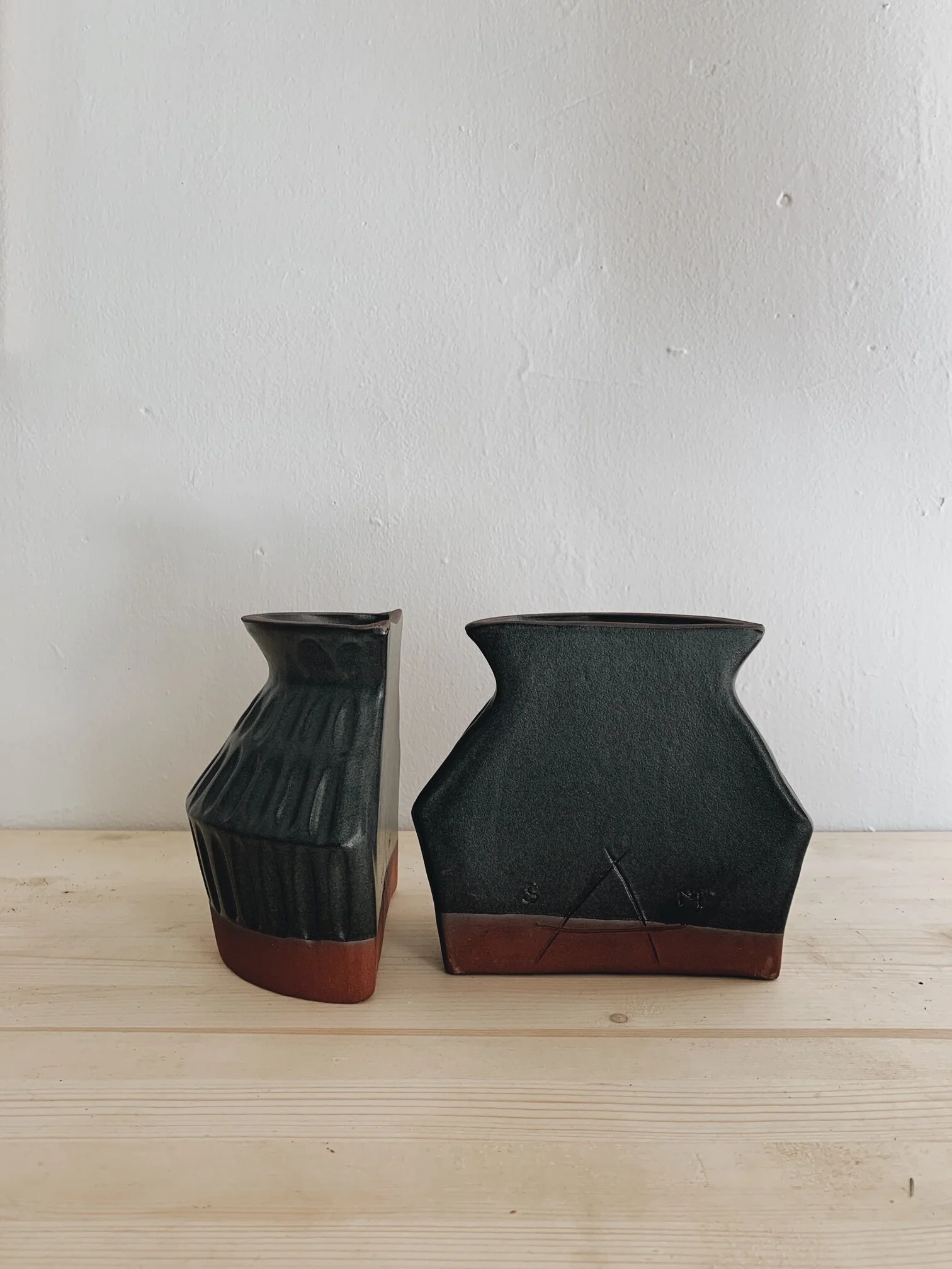 Bookend Vases - Charcoal
