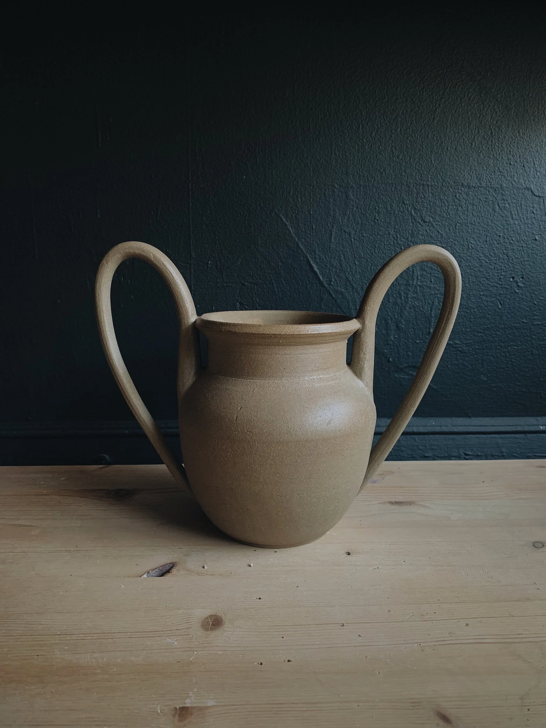 0B8E585B-F2EA-400D-8A4C-1EAF30853811