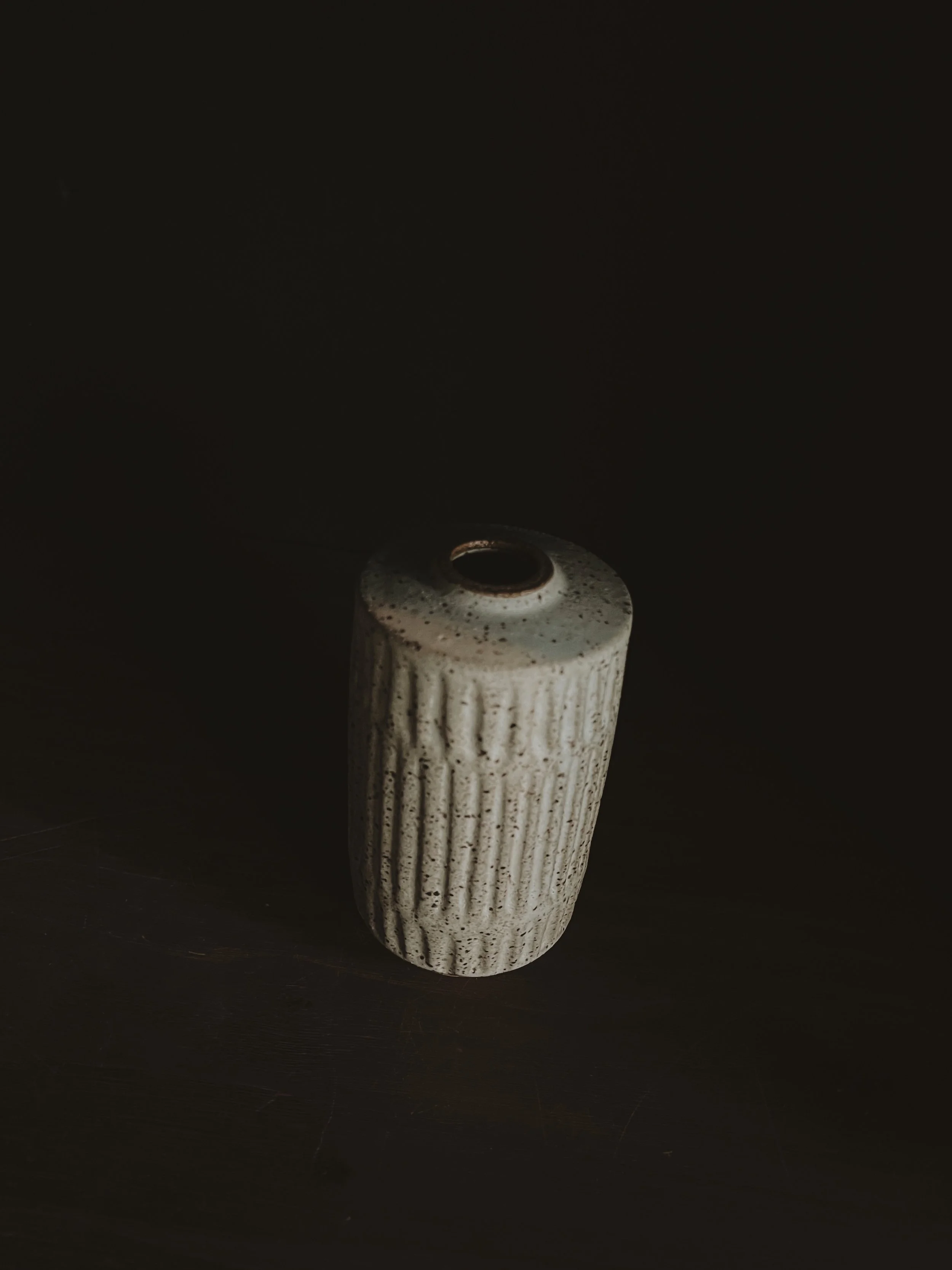 Bud vase 3.3.JPG
