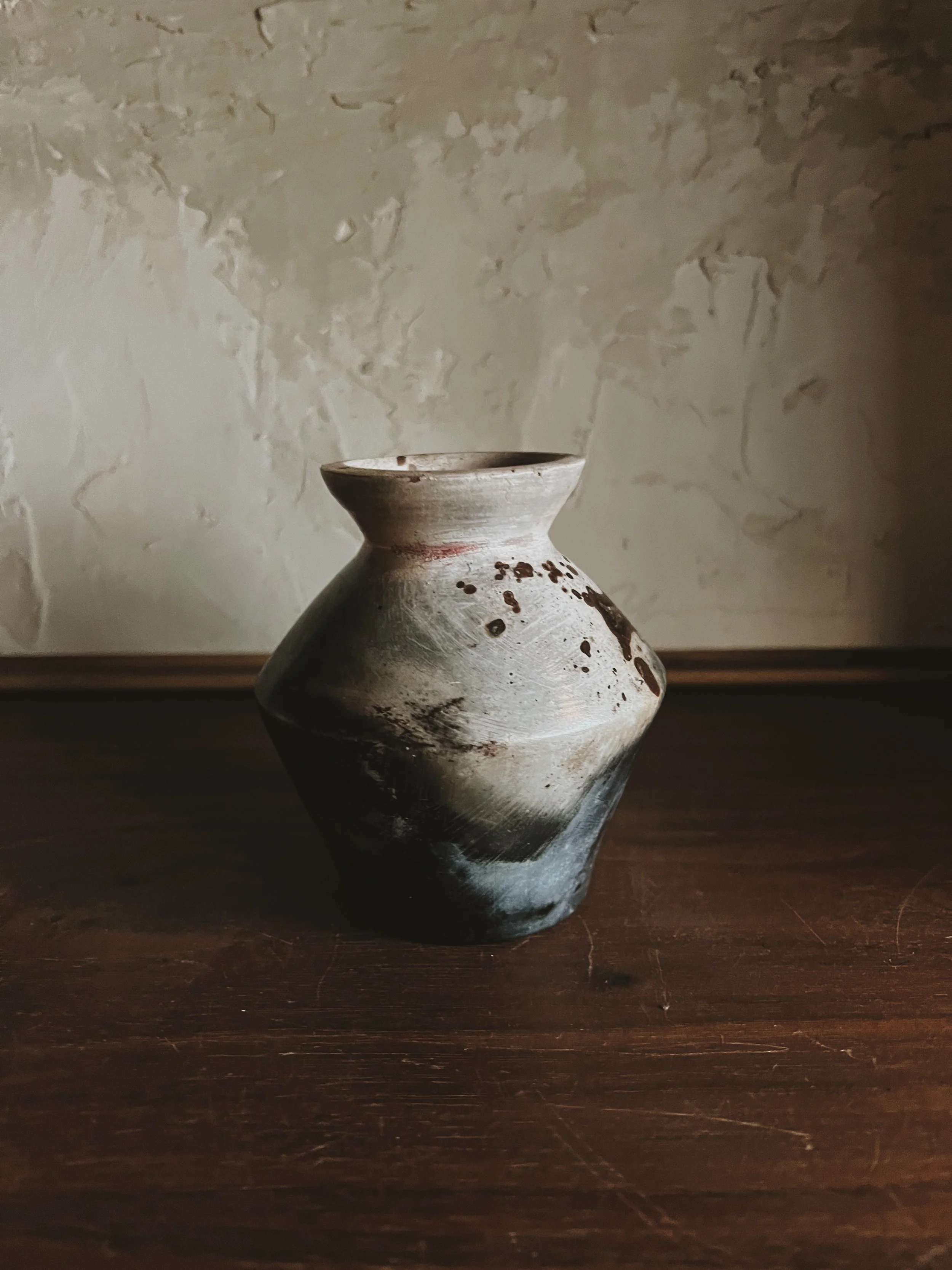 Pit fire artisan vase 4.6.JPG