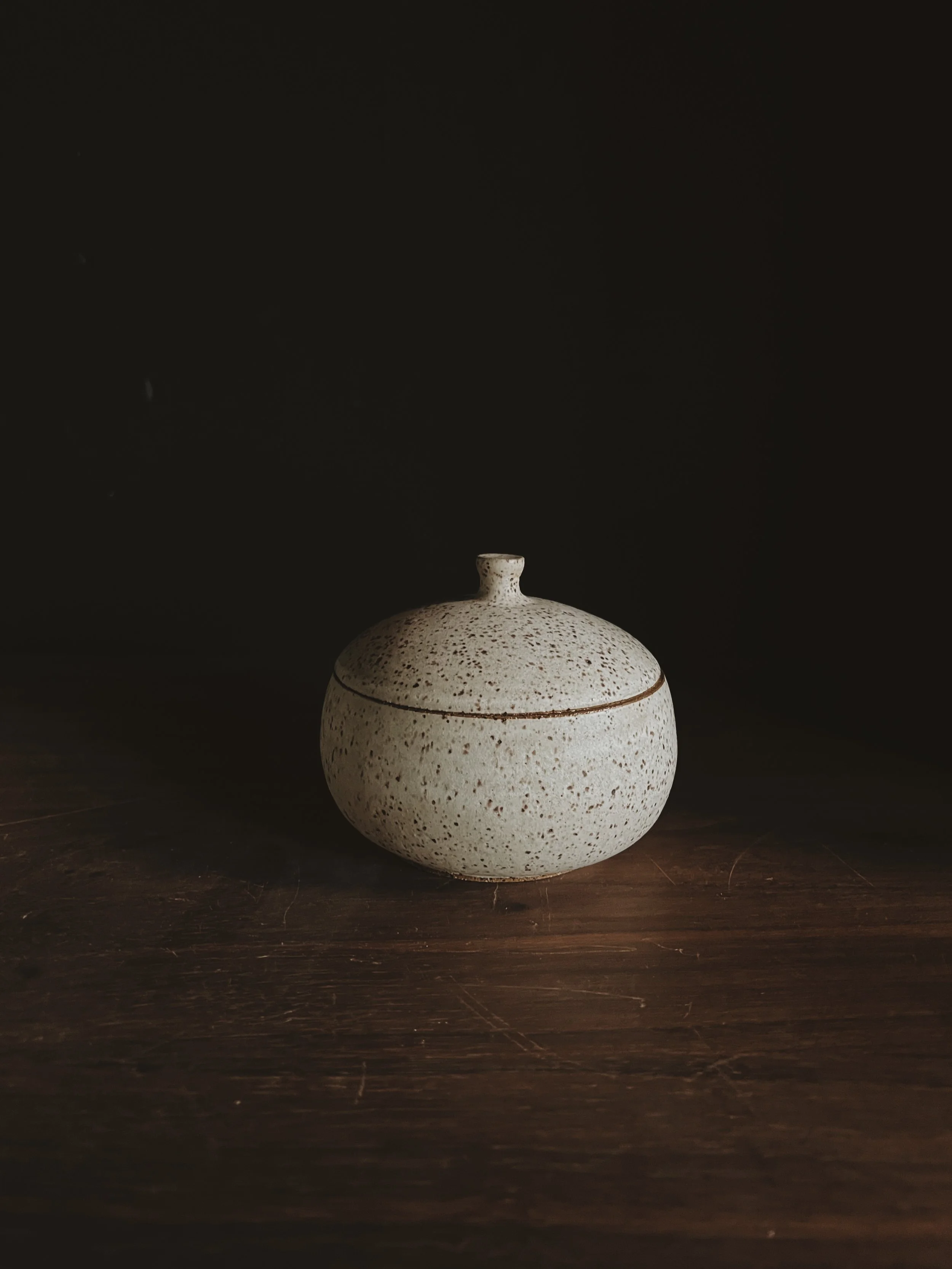 Lidded Form #2