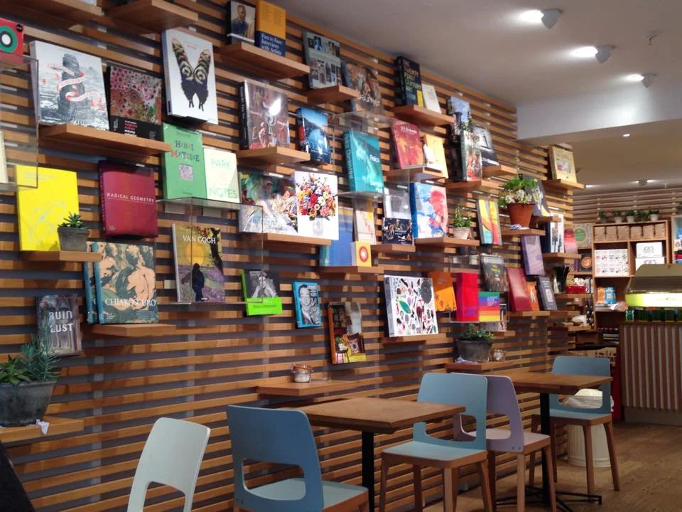 W Cafe at Piccadilly 