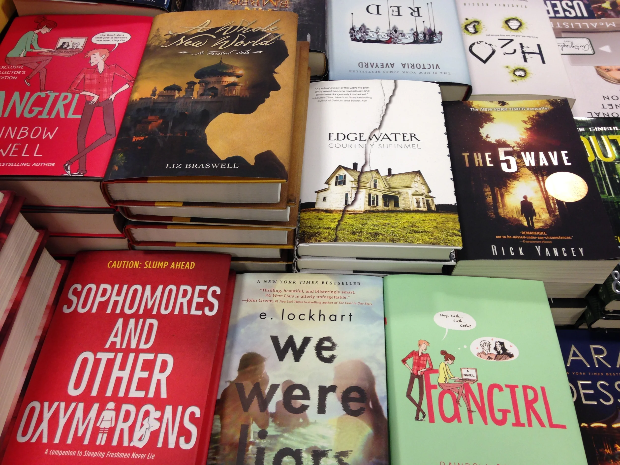 Some of my favourite YA books - HELLE WE WERE LIARS!!