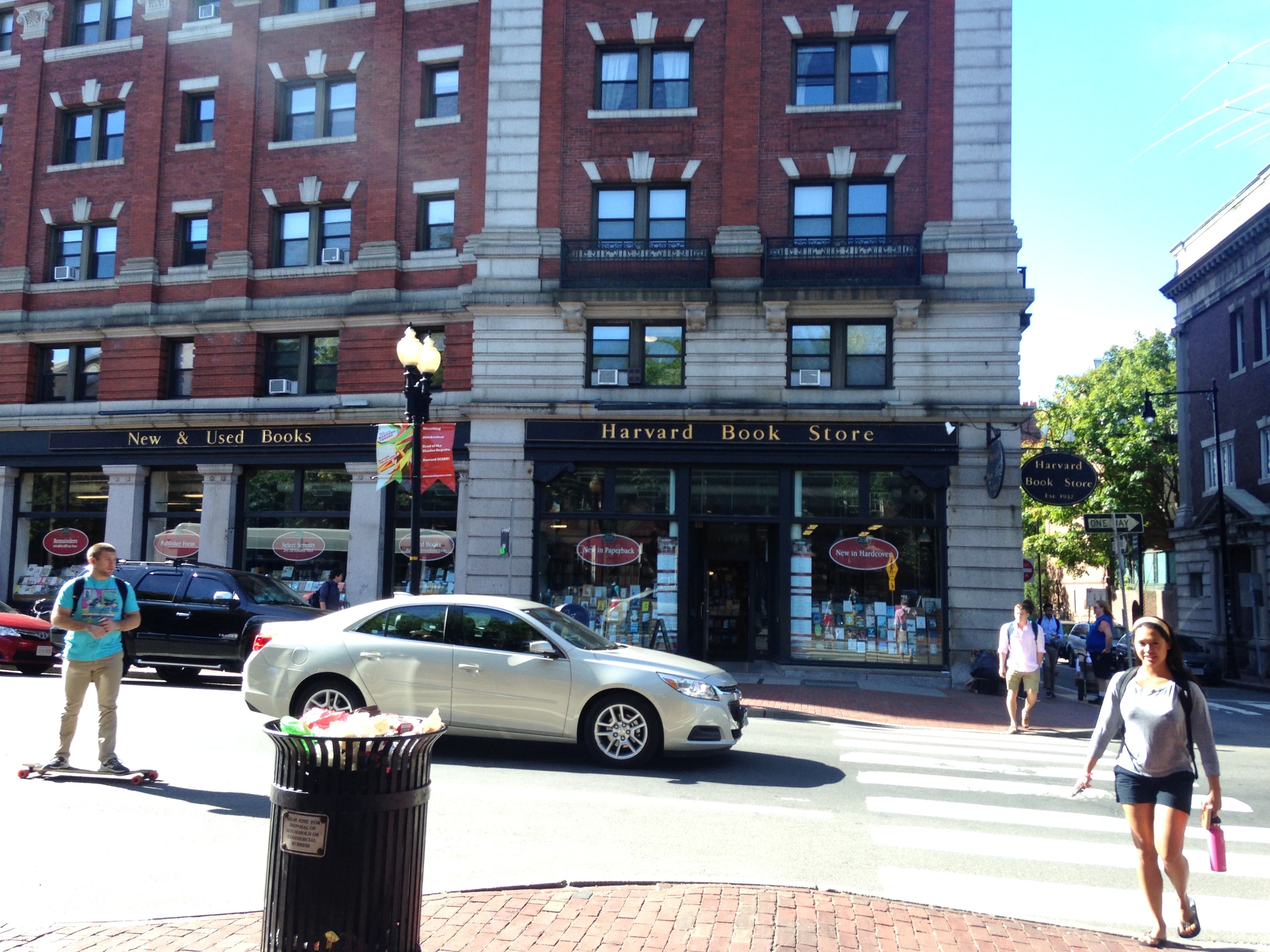 Harvard Bookstore 