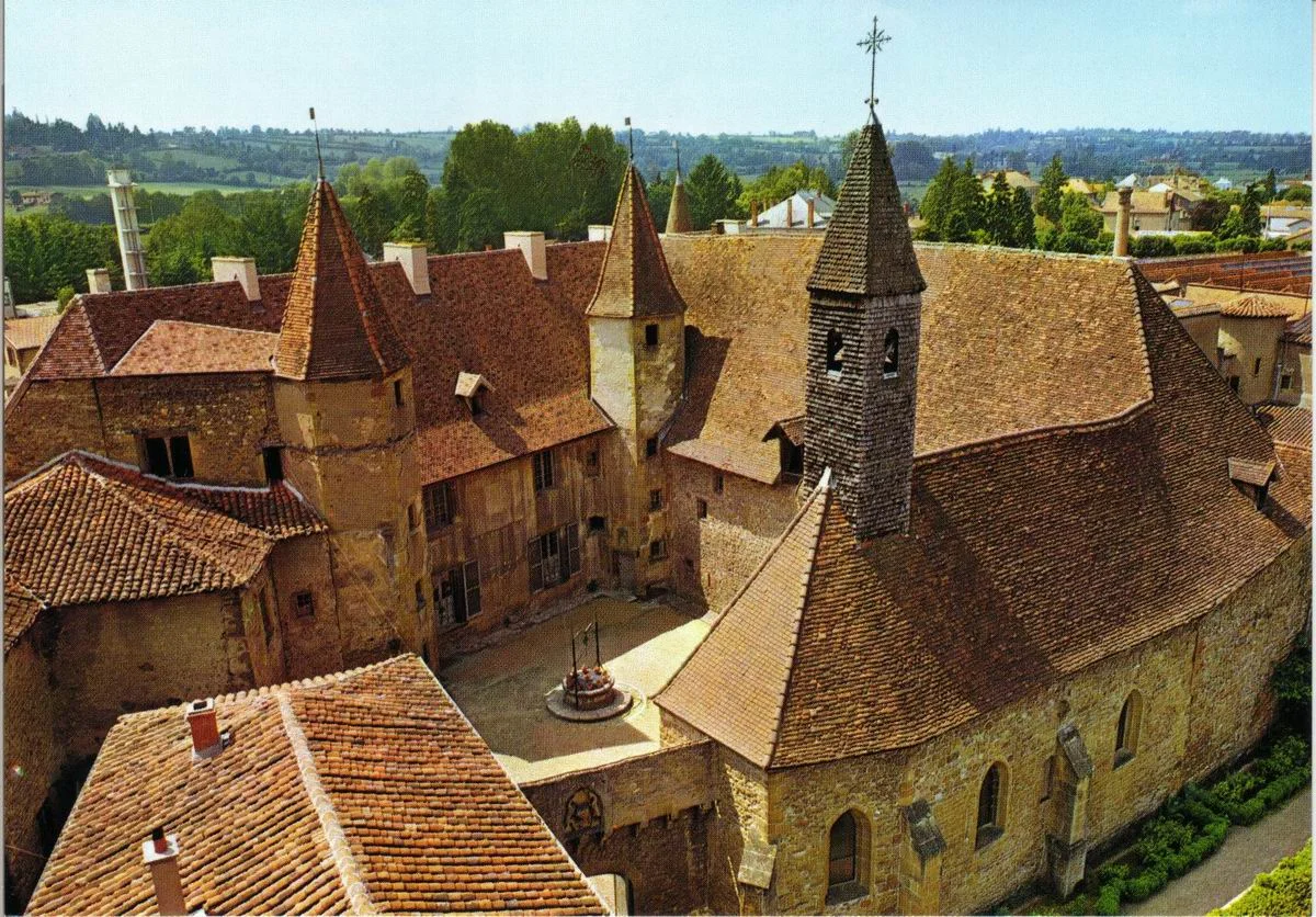 Charlieu, Hotel du prieur (2).jpg