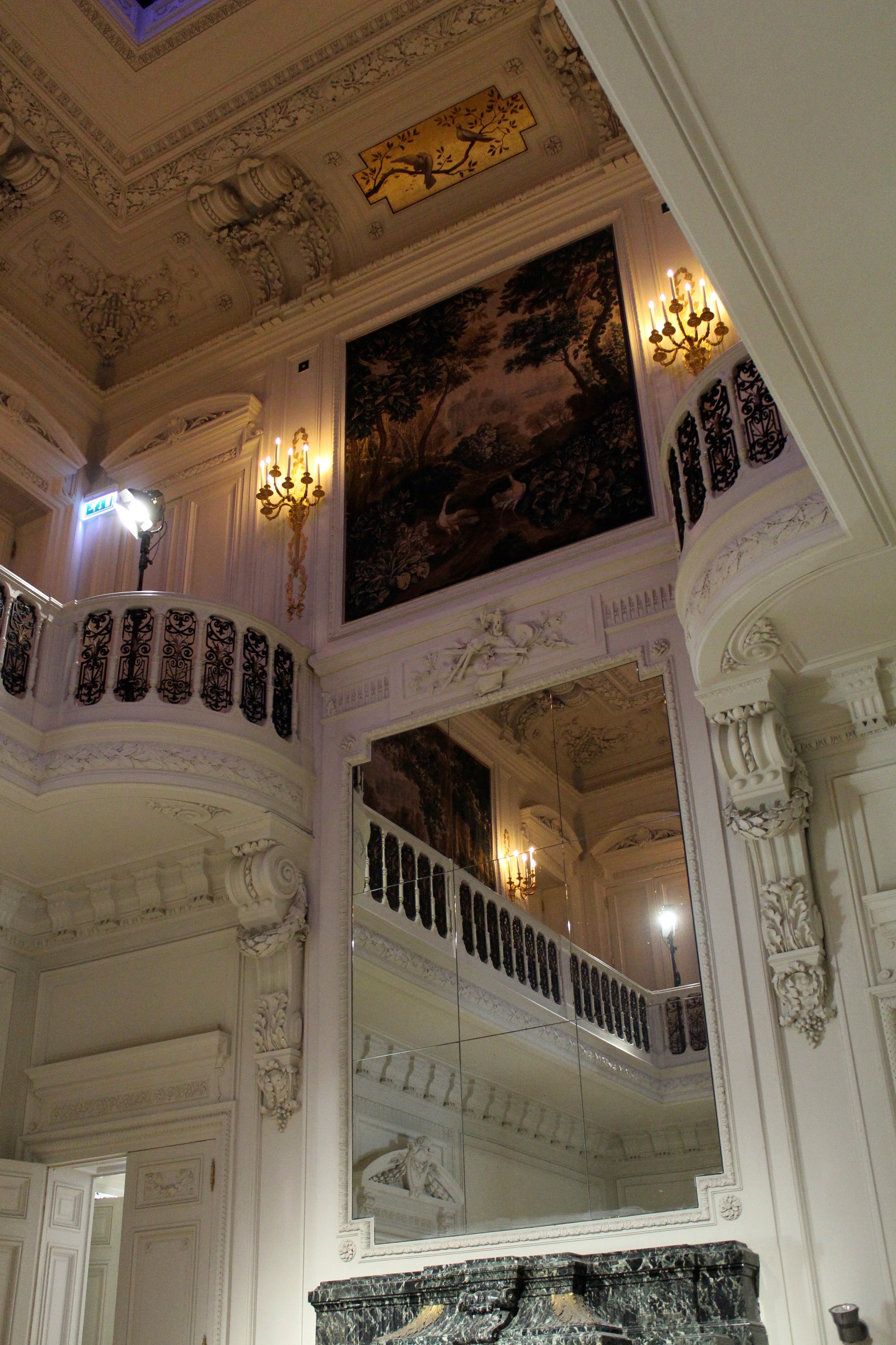 The show took place at the very grand Hôtel Salomon de Rothschild in Paris