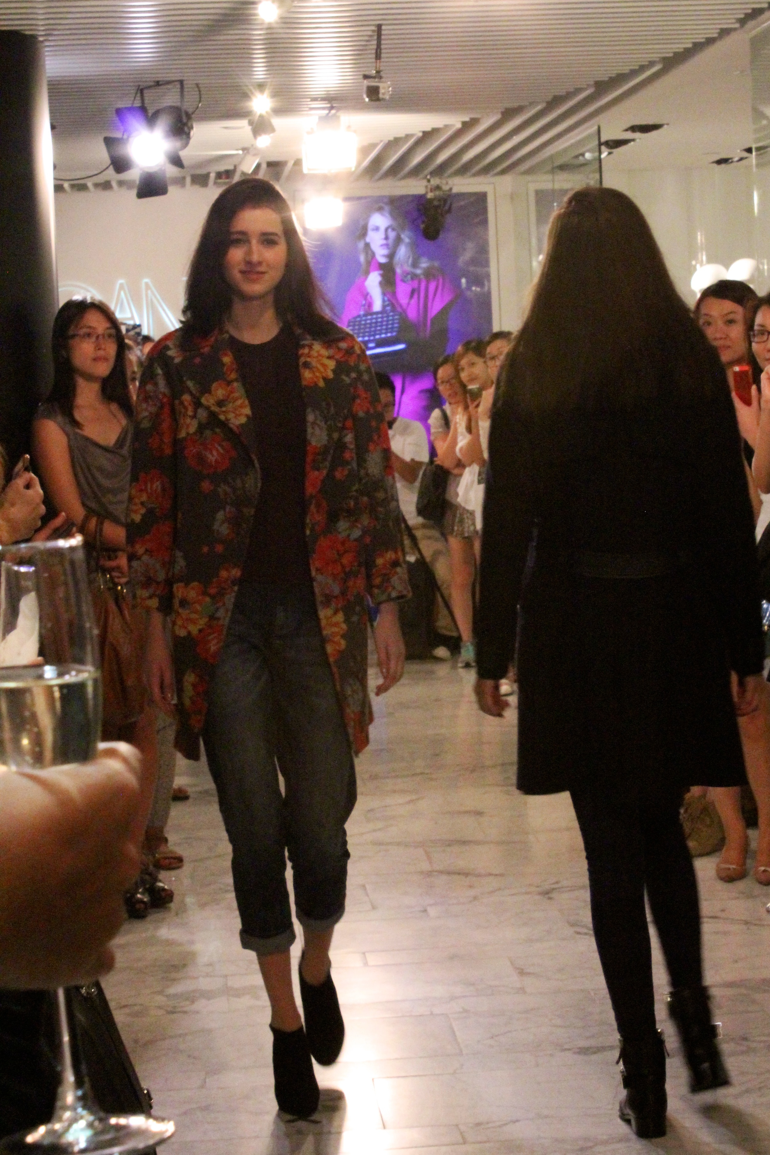 Jacket: Floral print oversized coat (seen on VOGUE) Jeans: Vintage indigo skinny jean