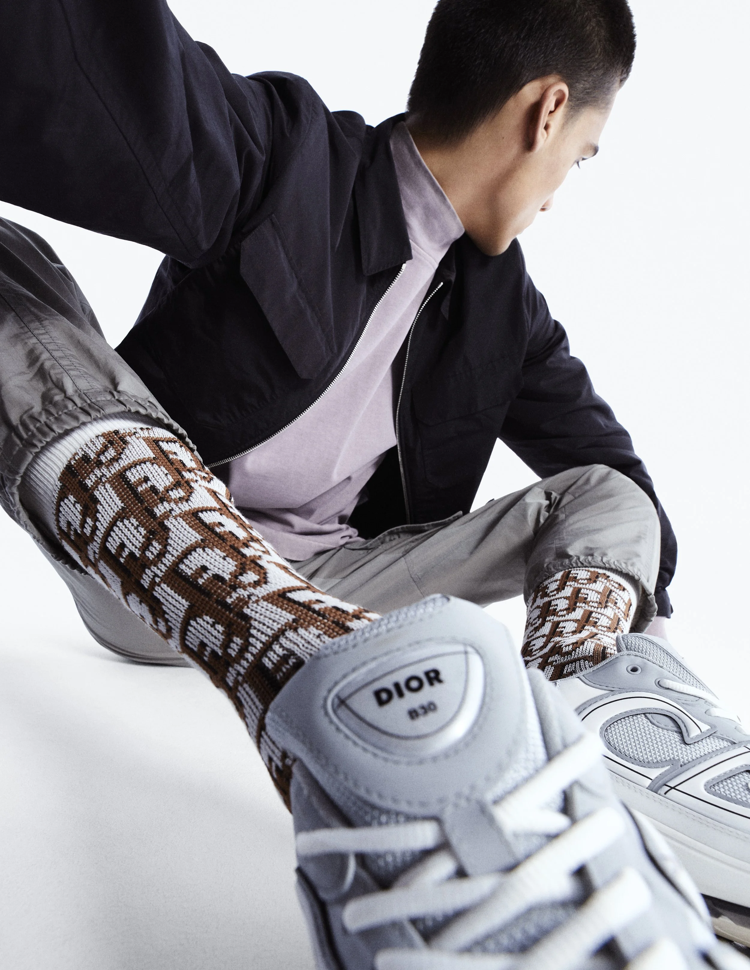 DIOR_MEN_SPRING22_B30SNEAKERS©THIBAUT GREVET_4.jpg