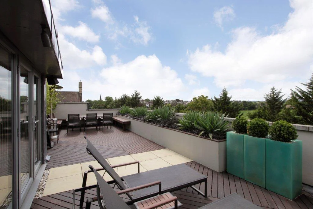 Bonner_Build_9_-_Terrace1.jpg