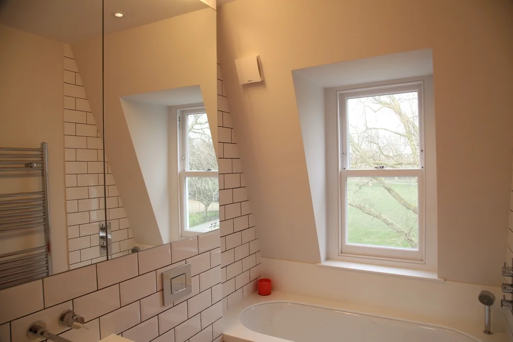 orange bathroom detail.JPG