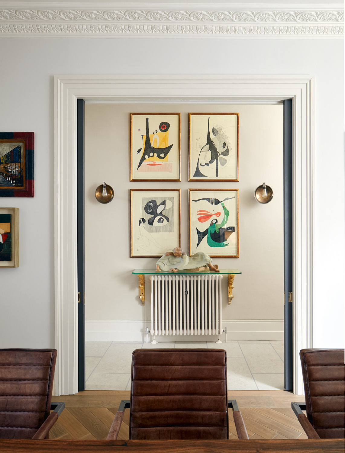 Holland Park_Nottinghill_Prime Architecture_RenovationLondon_Hallway_Sliding_Doors.jpg
