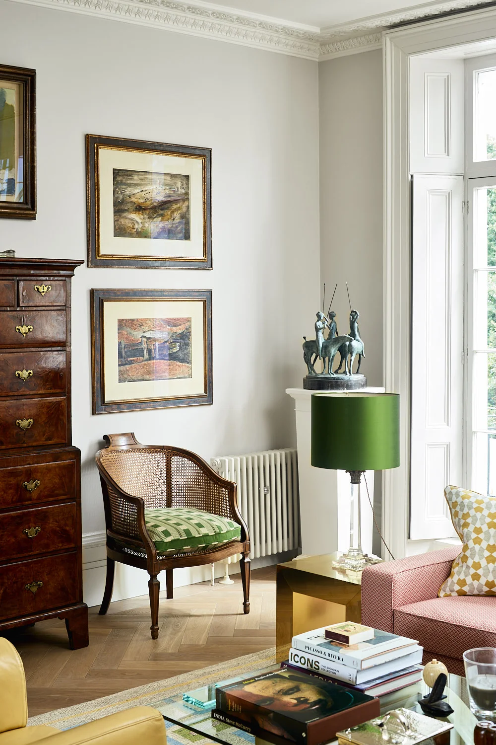 Holland Park_Nottinghill_Prime Architecture_RenovationLondon_Radiator.jpg