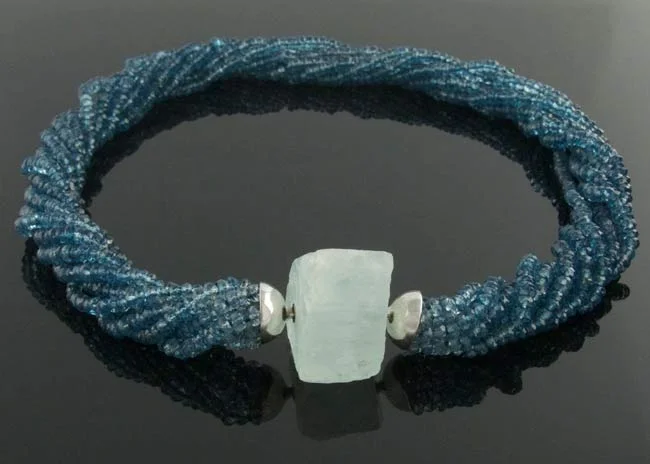 Necklet-With-Clasp035.jpg