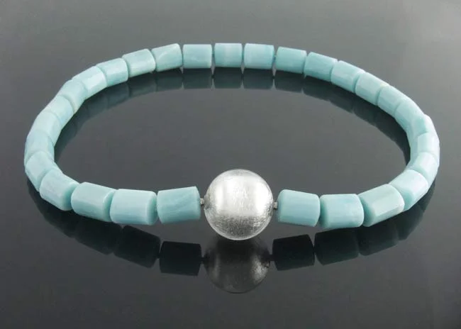Necklet-With-Clasp0000009.jpg