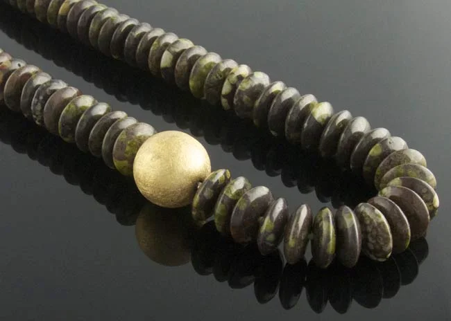 Necklet-With-Clasp023.jpg