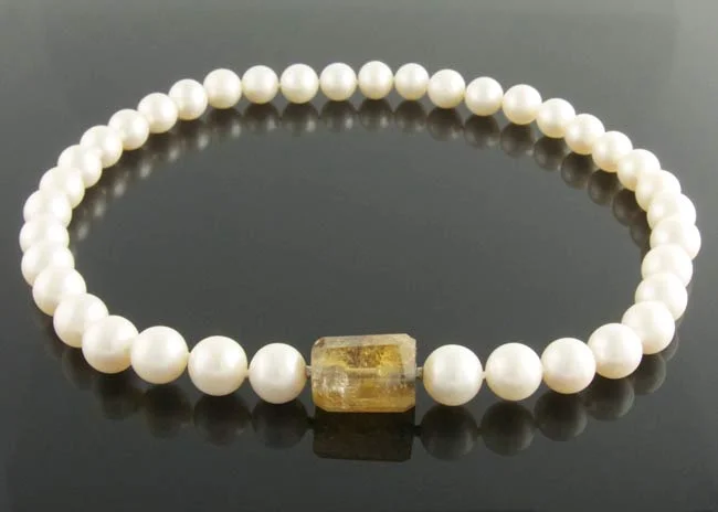 Cream freshwater pearl necklace with interchangeable citrine hexagonal barrel clasp 