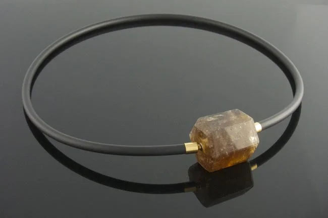 Rubber necklace with interchangeable smoky quartz hexagonal barrel clasp