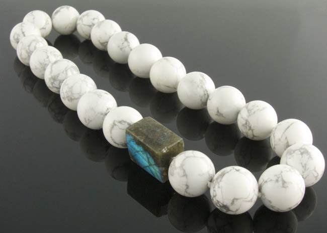 Howlite necklace interchangeable labradorite clasp